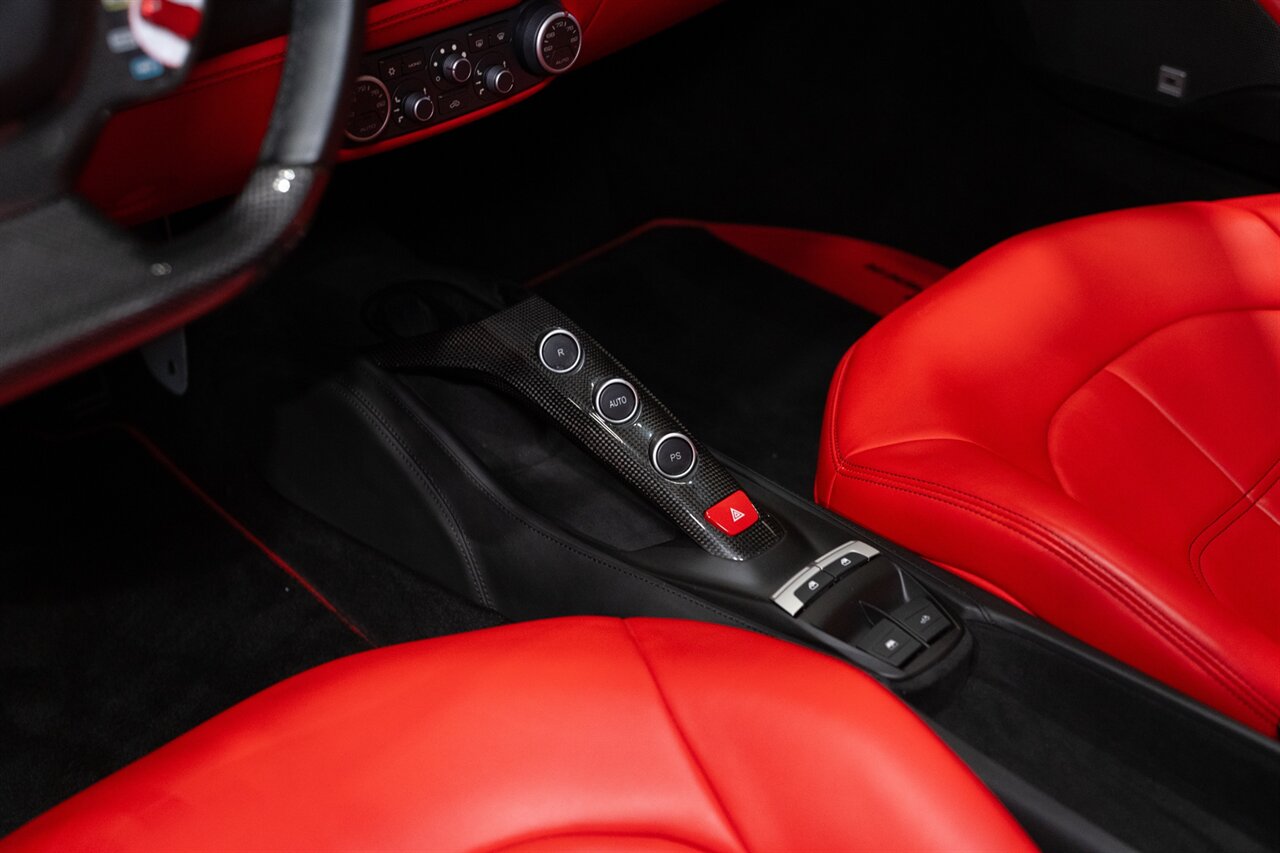 2018 Ferrari 488 Spider   - Photo 37 - Beverly Hills, CA 90212