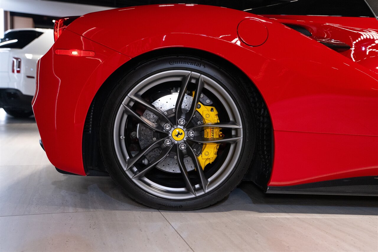 2018 Ferrari 488 Spider   - Photo 22 - Beverly Hills, CA 90212