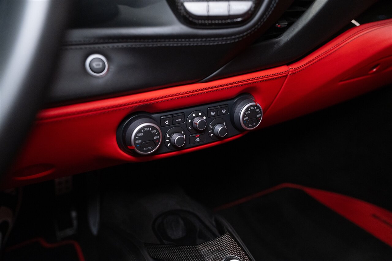 2018 Ferrari 488 Spider   - Photo 34 - Beverly Hills, CA 90212