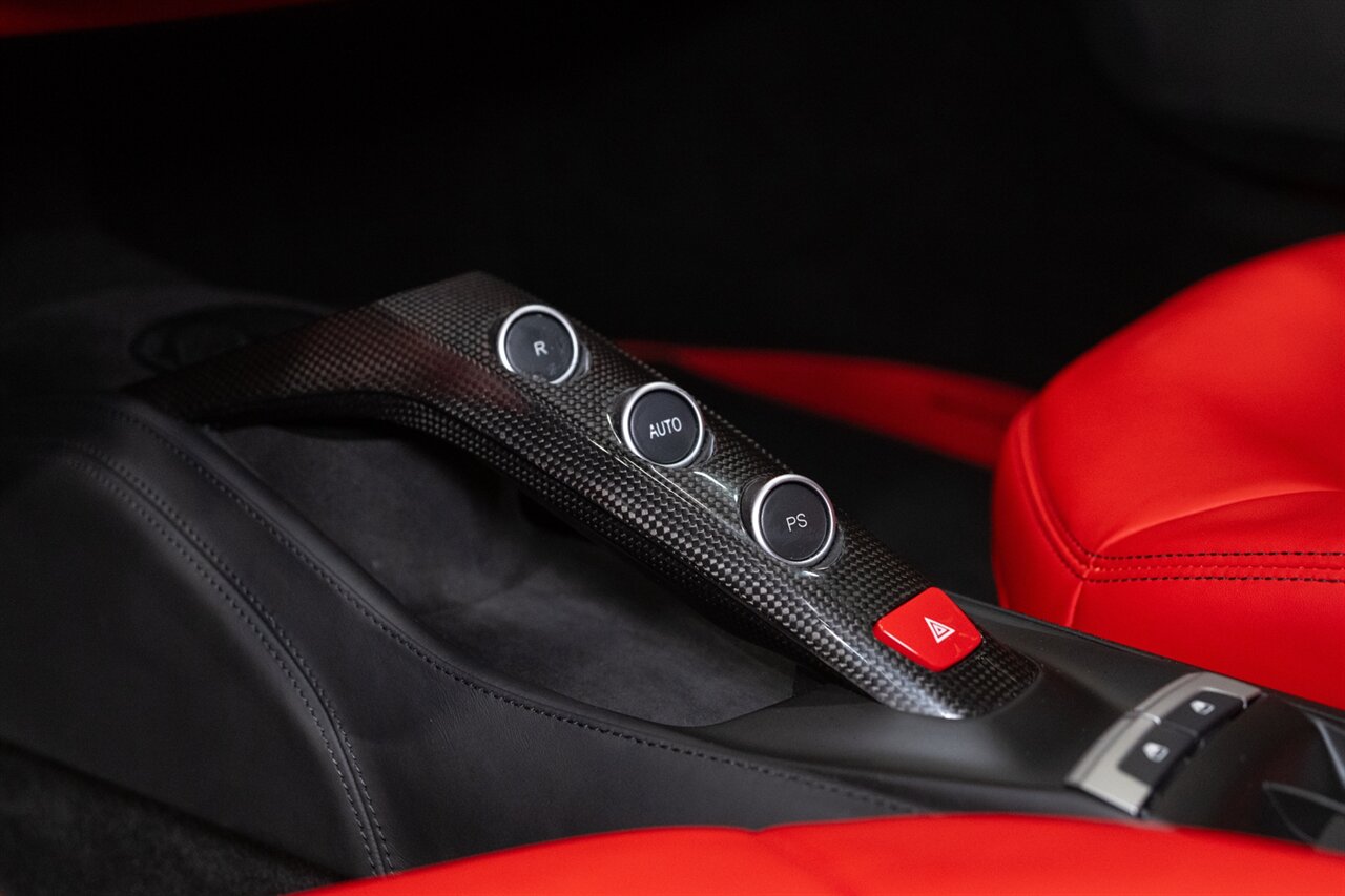 2018 Ferrari 488 Spider   - Photo 38 - Beverly Hills, CA 90212