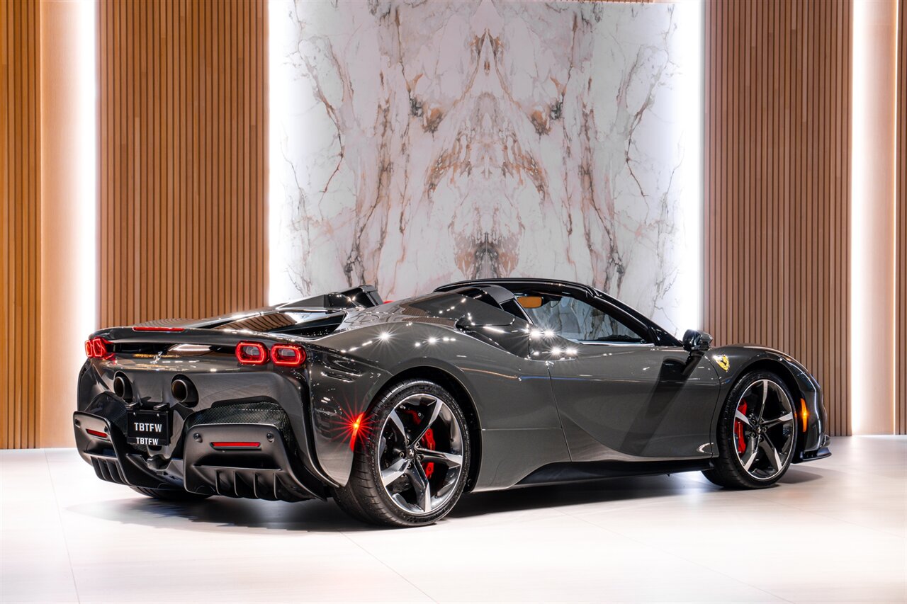 2024 Ferrari SF90 Spider   - Photo 4 - Beverly Hills, CA 90212