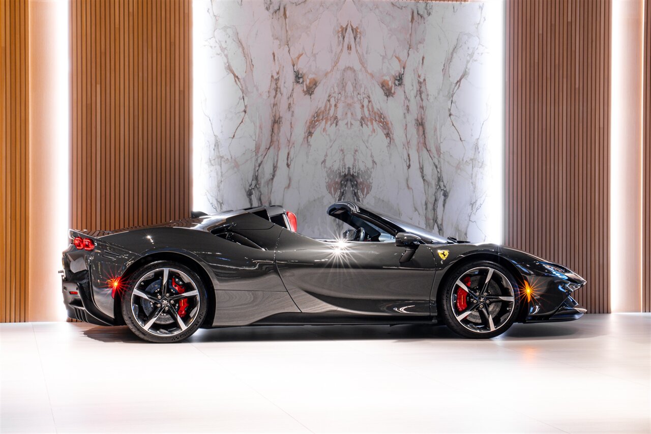 2024 Ferrari SF90 Spider   - Photo 6 - Beverly Hills, CA 90212