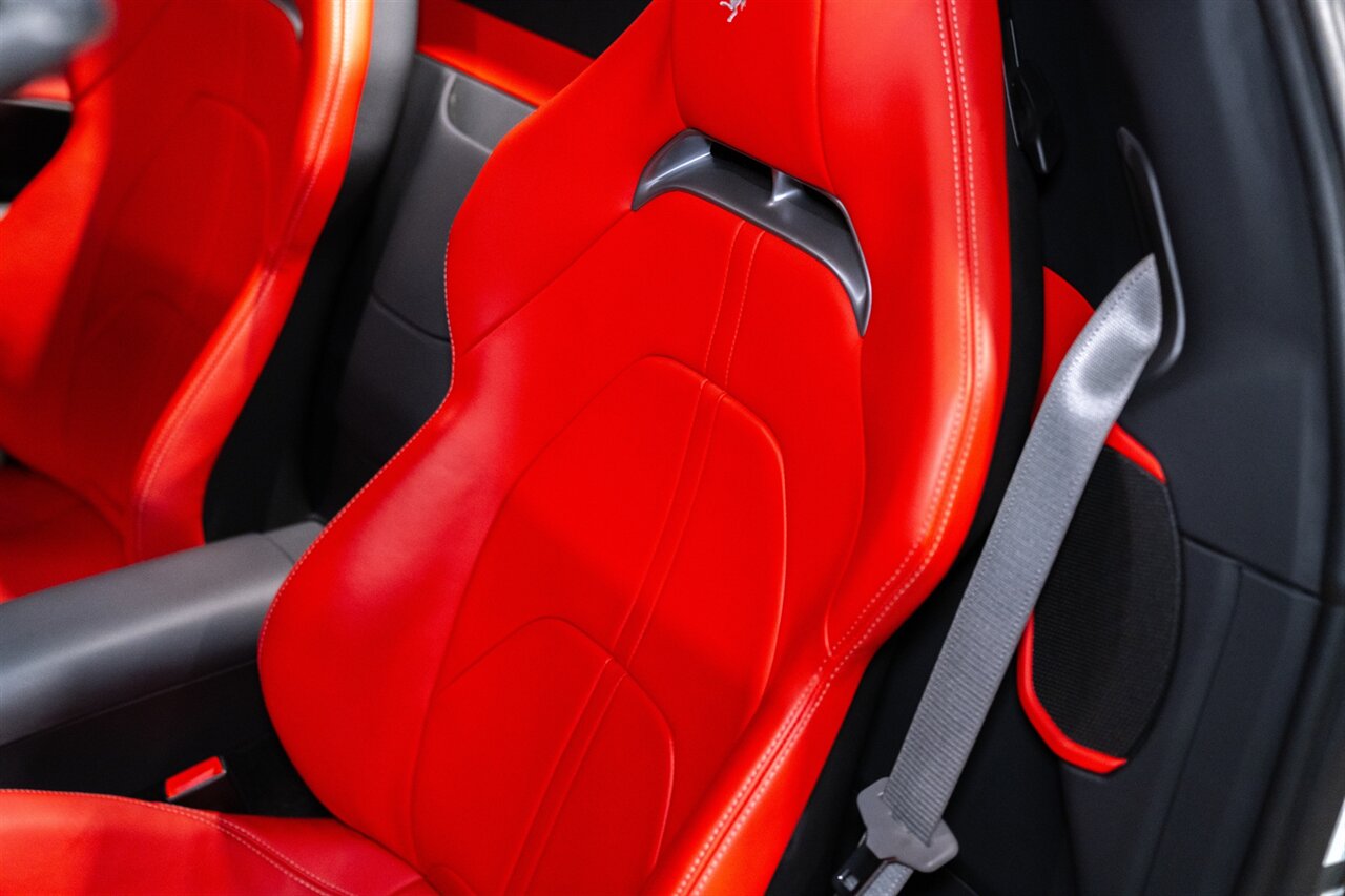2024 Ferrari SF90 Spider   - Photo 26 - Beverly Hills, CA 90212