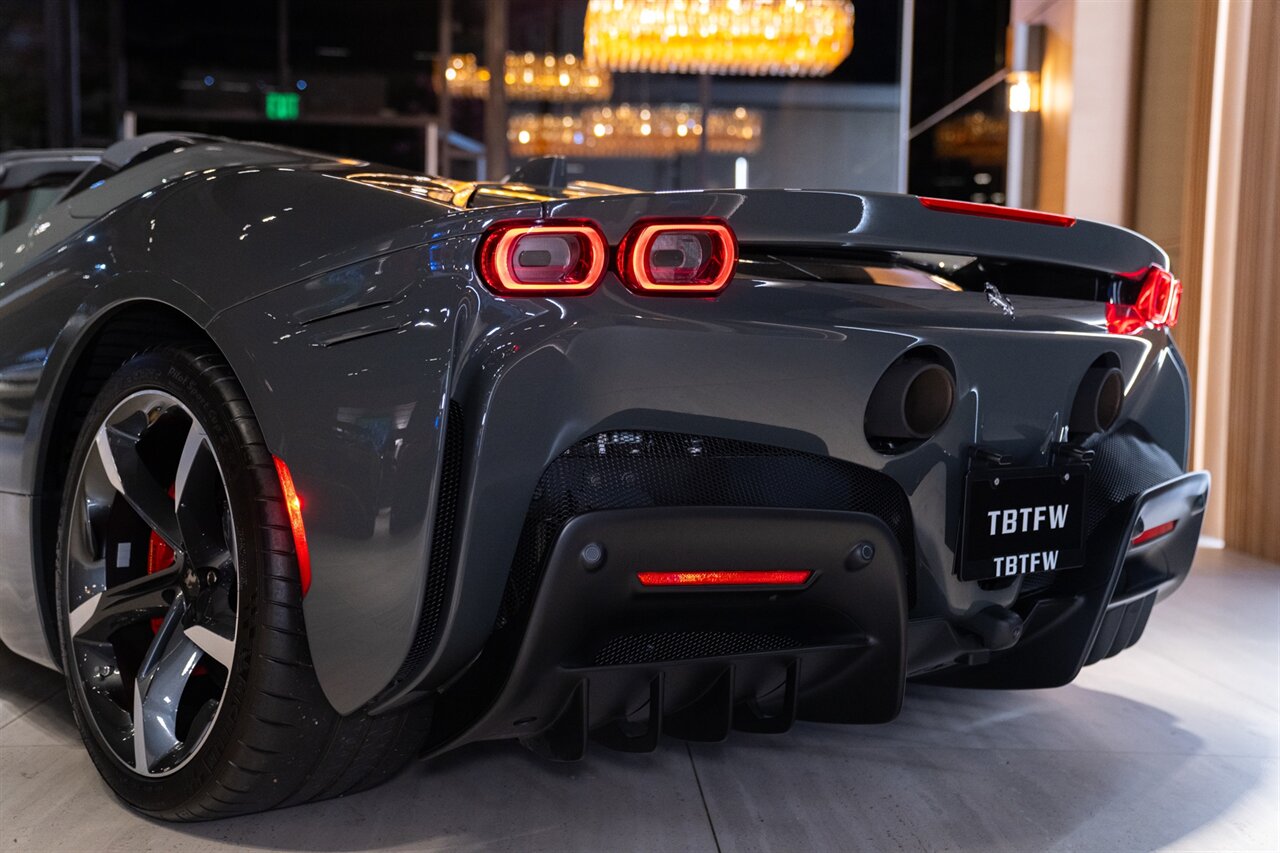 2024 Ferrari SF90 Spider   - Photo 30 - Beverly Hills, CA 90212