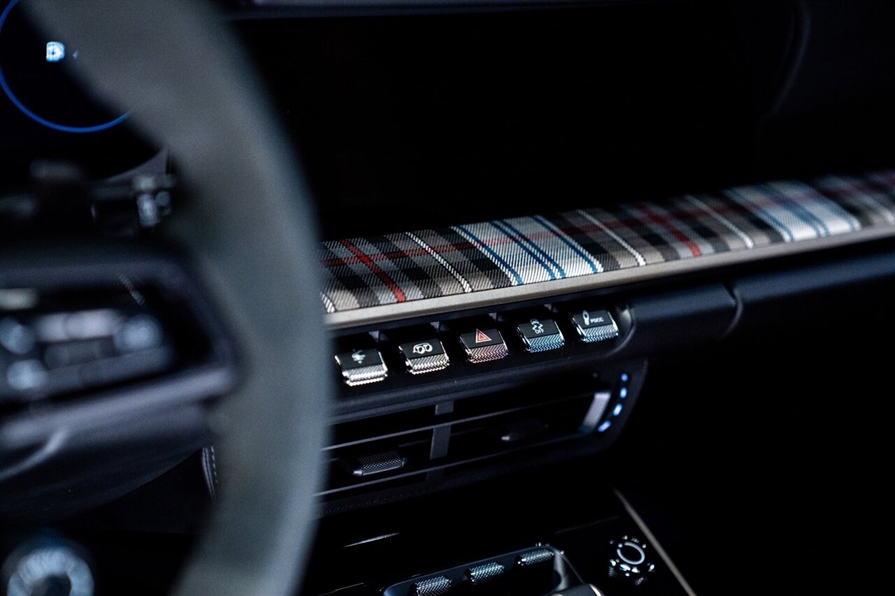 2025 Porsche 911 Turbo   - Photo 12 - Beverly Hills, CA 90212
