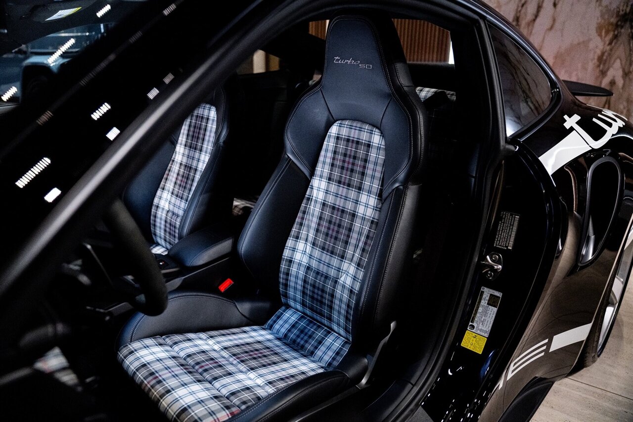 2025 Porsche 911 Turbo   - Photo 8 - Beverly Hills, CA 90212