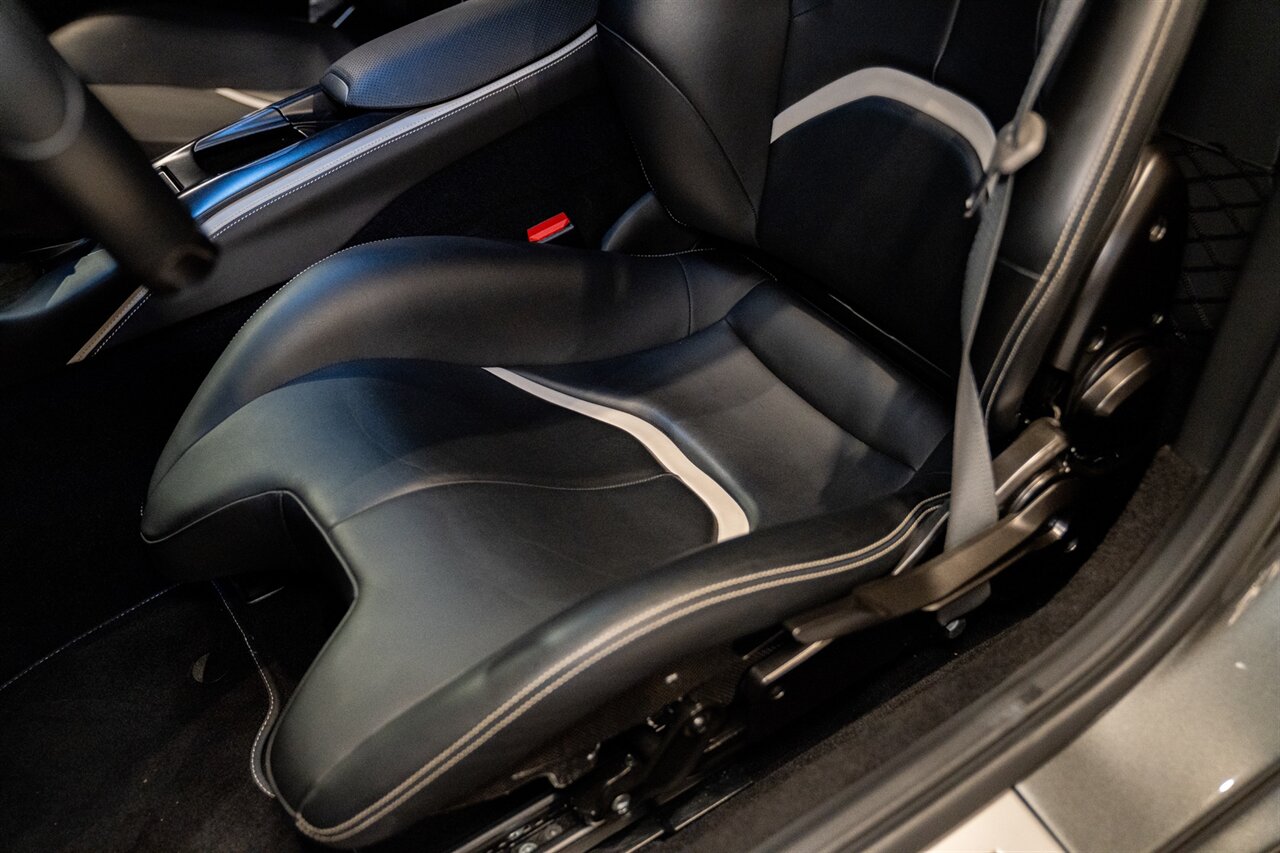 2019 Ferrari 812 Superfast - Photo 21 - Beverly Hills, CA 90212