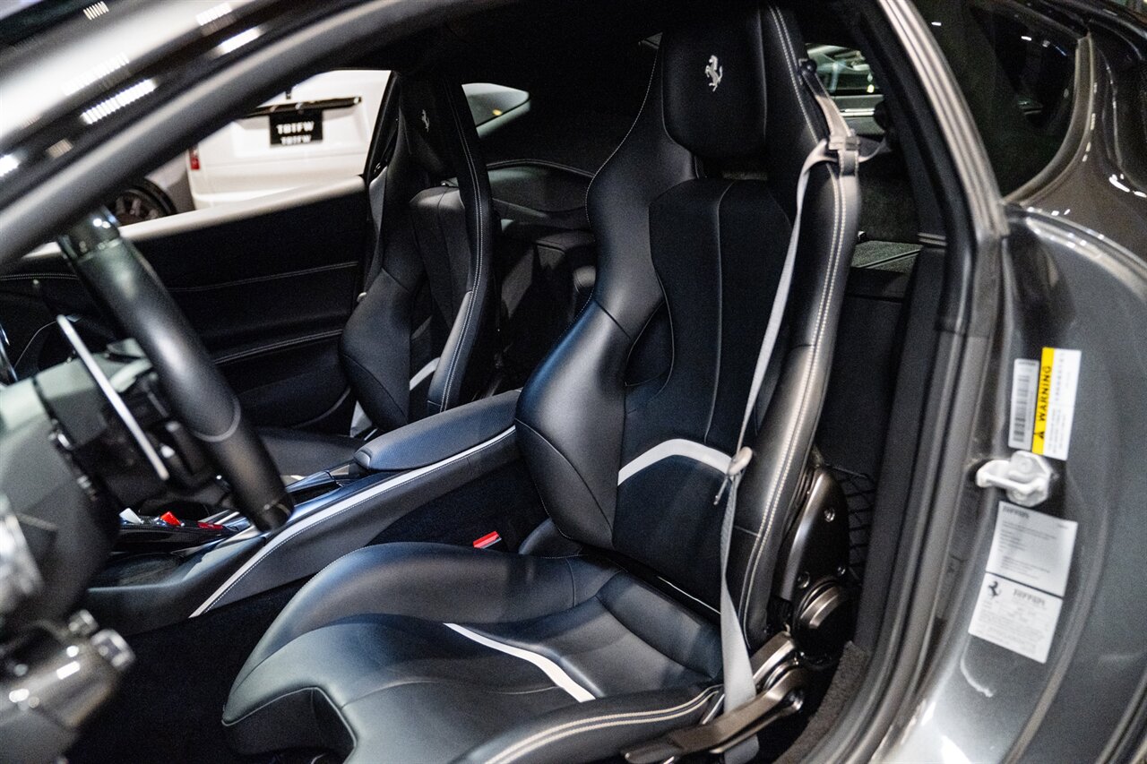 2019 Ferrari 812 Superfast - Photo 20 - Beverly Hills, CA 90212