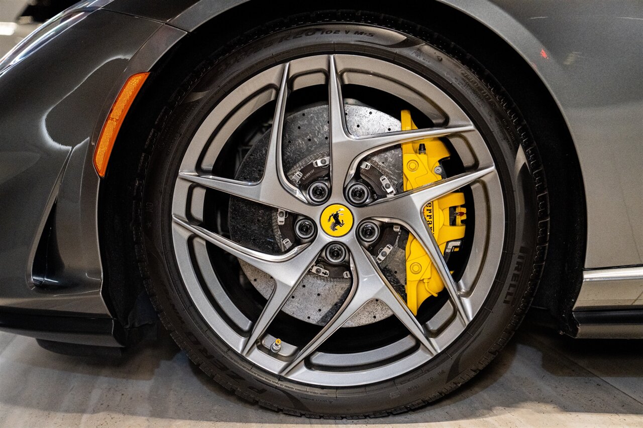 2019 Ferrari 812 Superfast - Photo 10 - Beverly Hills, CA 90212