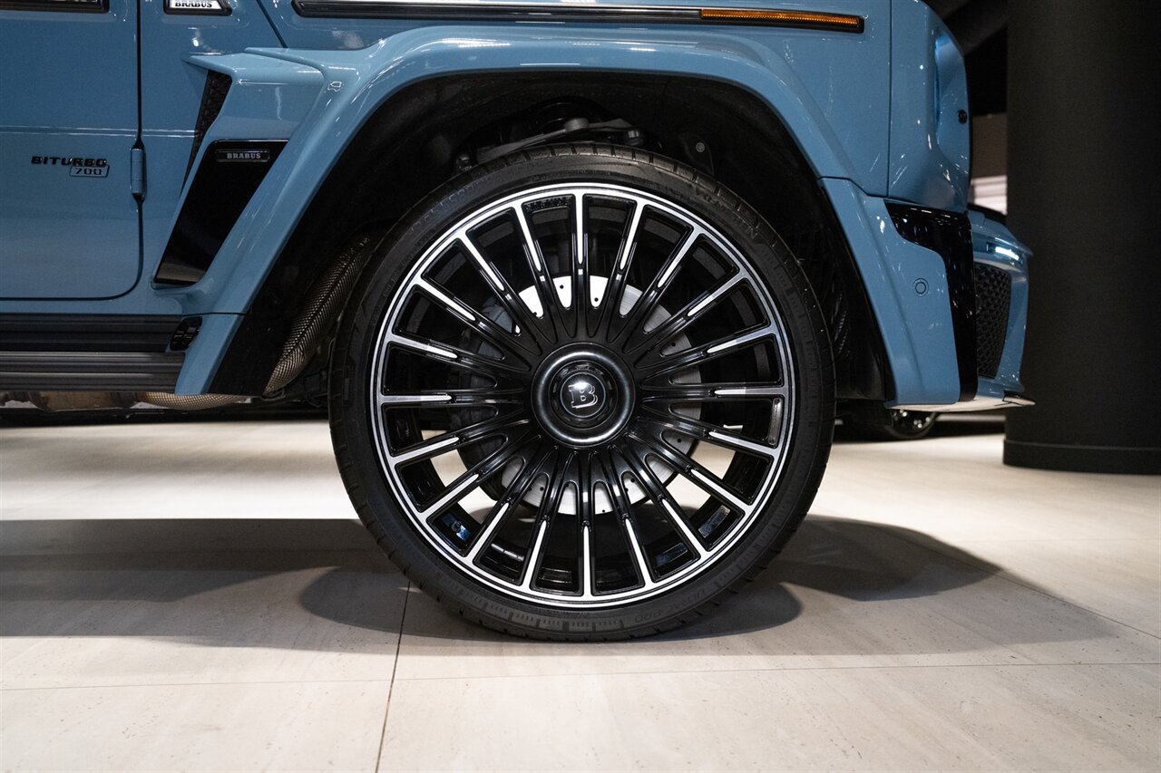 2025 Mercedes-Benz AMG G700 Brabus   - Photo 14 - Beverly Hills, CA 90212