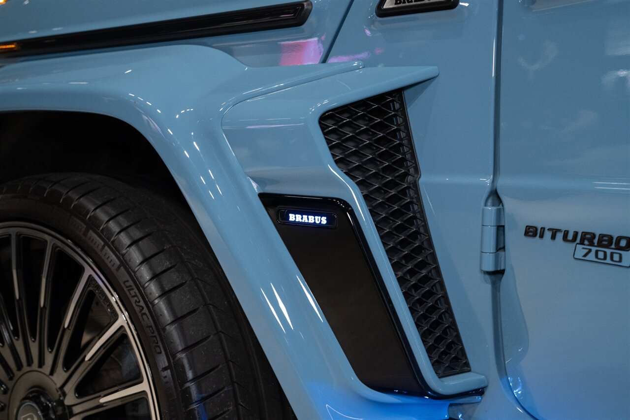 2025 Mercedes-Benz AMG G700 Brabus   - Photo 30 - Beverly Hills, CA 90212