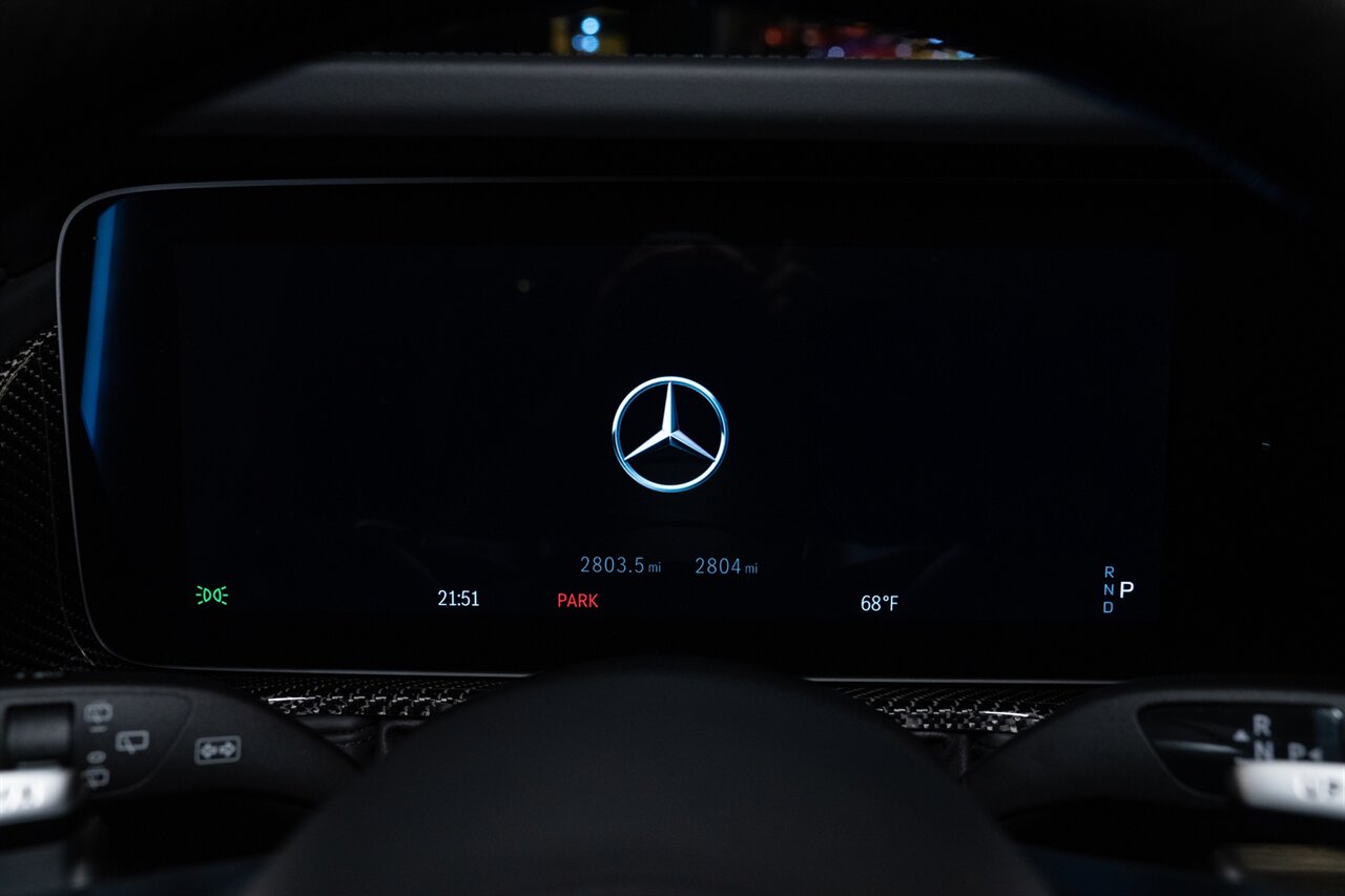2025 Mercedes-Benz AMG G700 Brabus   - Photo 27 - Beverly Hills, CA 90212