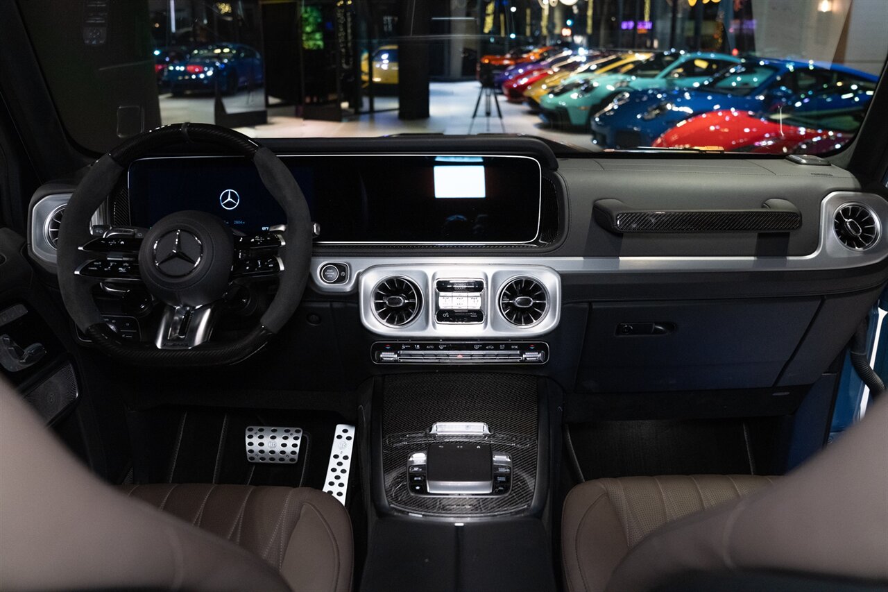 2025 Mercedes-Benz AMG G700 Brabus   - Photo 20 - Beverly Hills, CA 90212