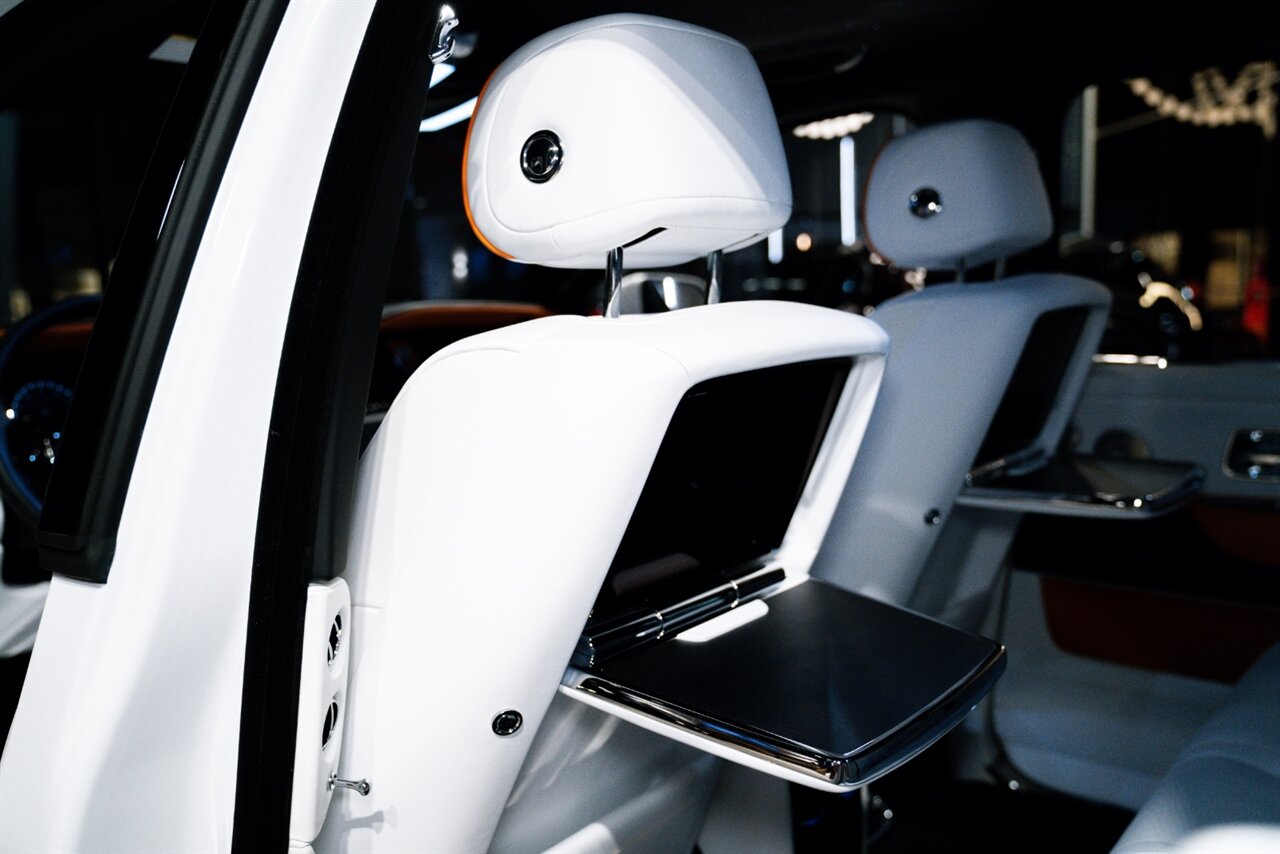 2023 Rolls-Royce Cullinan - Photo 8 - Beverly Hills, CA 90212