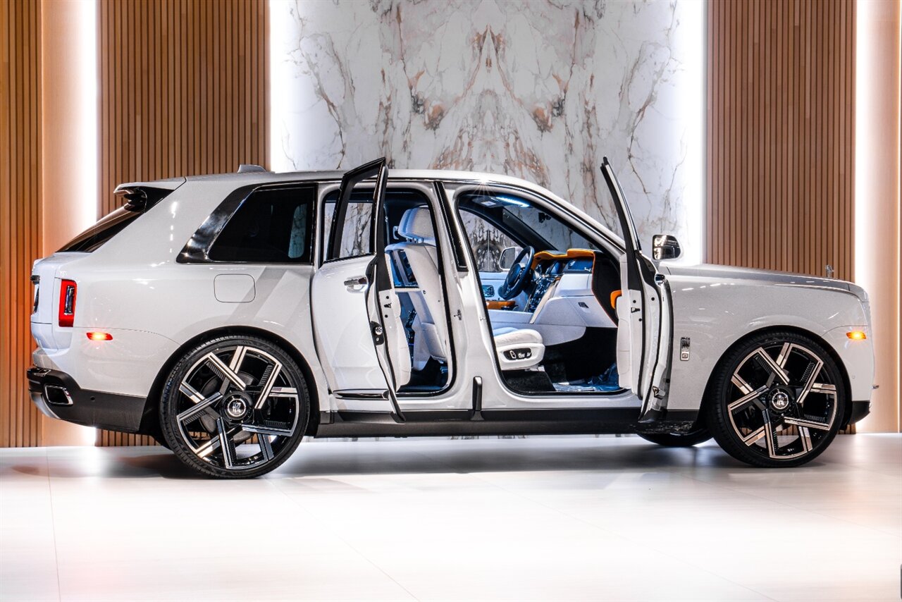 2023 Rolls-Royce Cullinan - Photo 4 - Beverly Hills, CA 90212