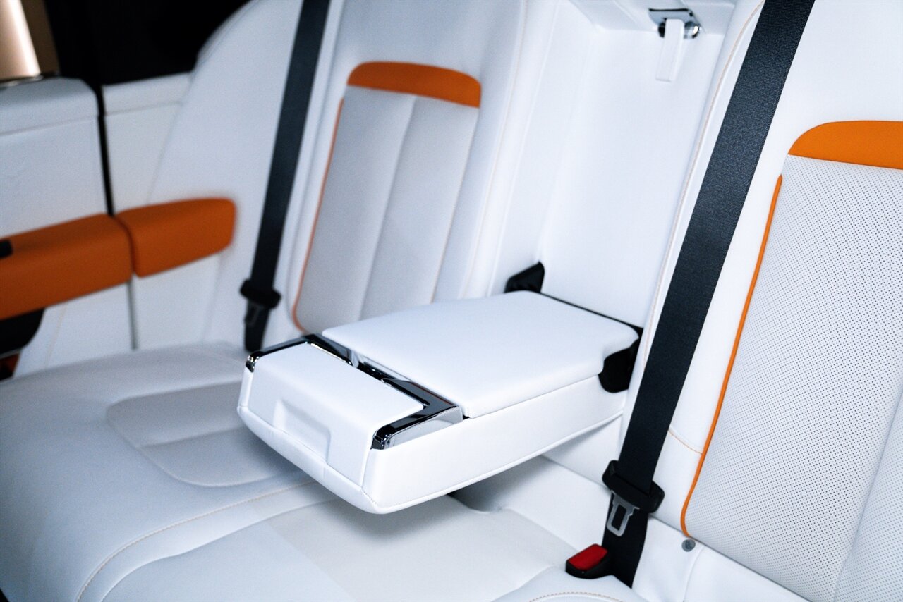 2023 Rolls-Royce Cullinan - Photo 11 - Beverly Hills, CA 90212