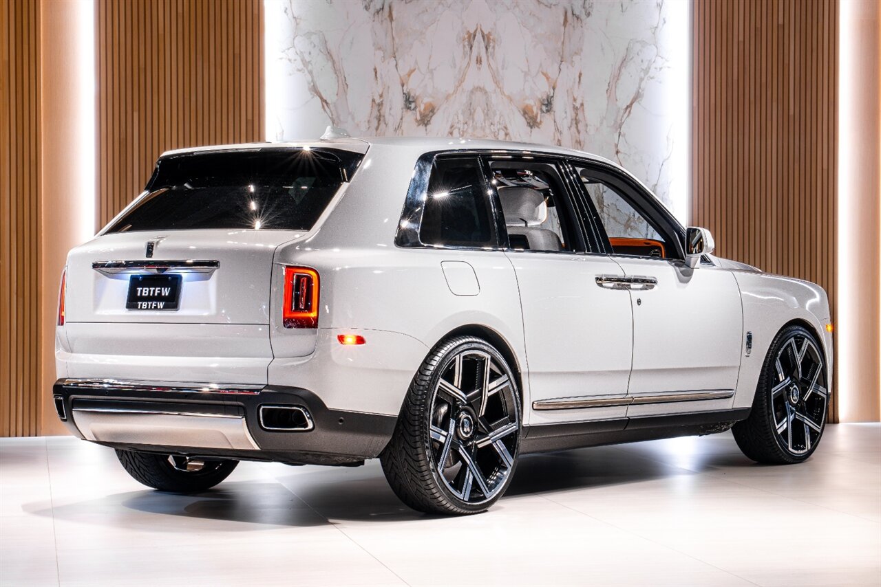 2023 Rolls-Royce Cullinan - Photo 5 - Beverly Hills, CA 90212