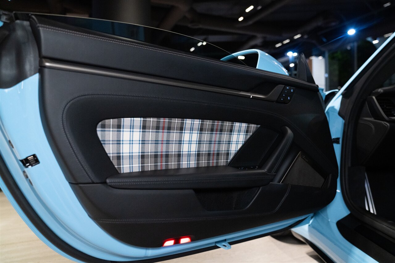 2025 Porsche 911 Turbo 50 Years   - Photo 23 - Beverly Hills, CA 90212