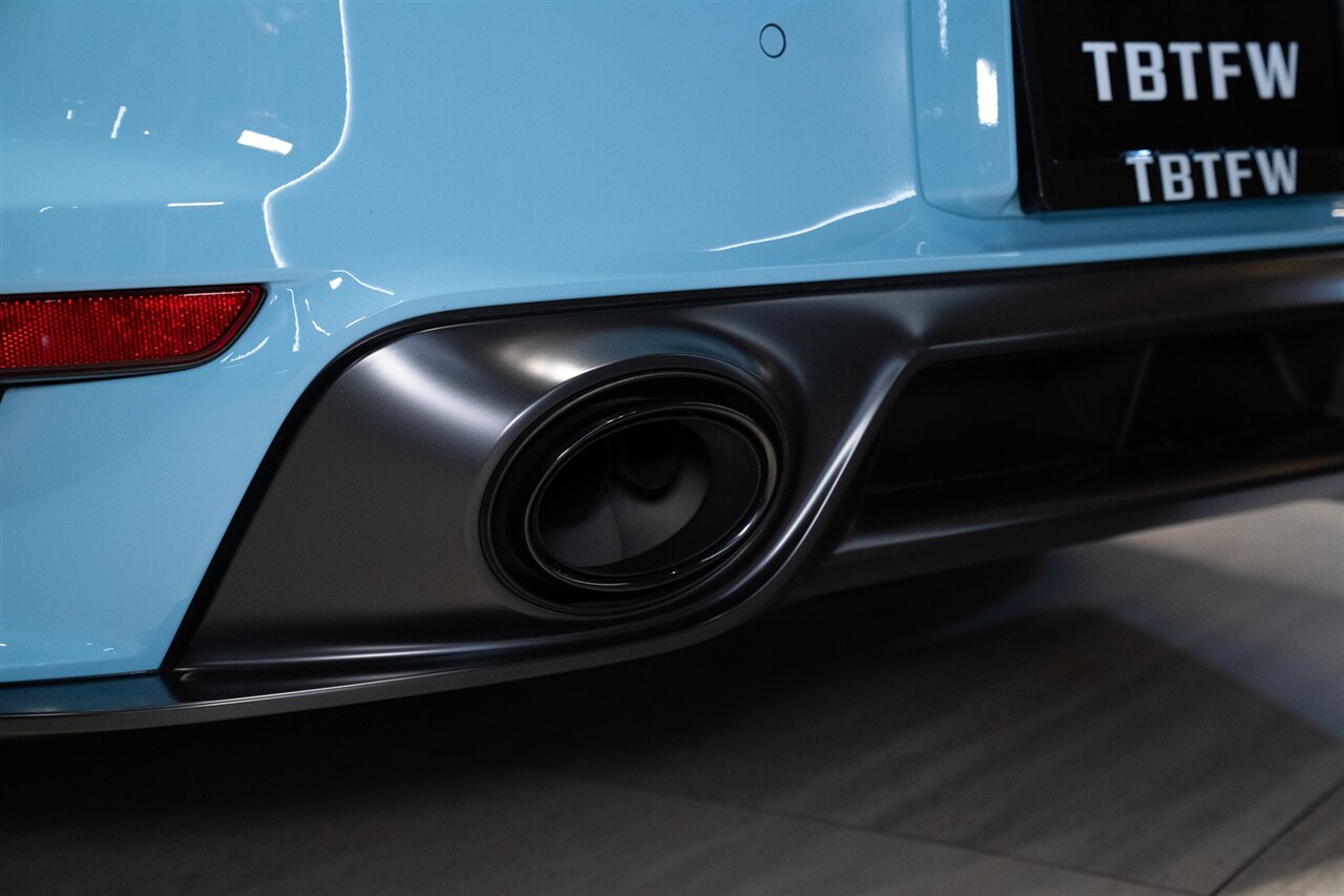 2025 Porsche 911 Turbo 50 Years   - Photo 38 - Beverly Hills, CA 90212