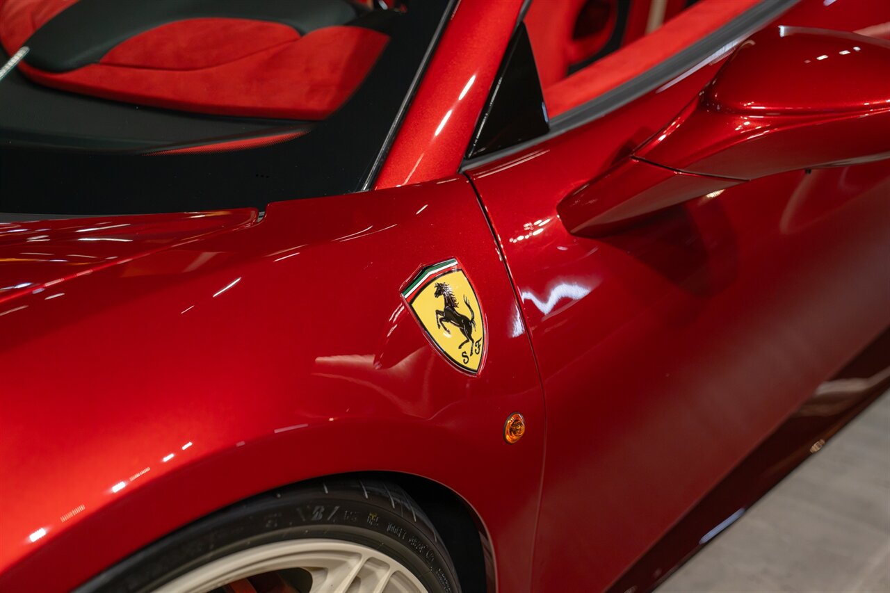 2020 Ferrari 488 Pista Spider   - Photo 14 - Beverly Hills, CA 90212