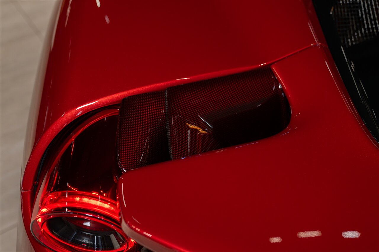 2020 Ferrari 488 Pista Spider   - Photo 78 - Beverly Hills, CA 90212
