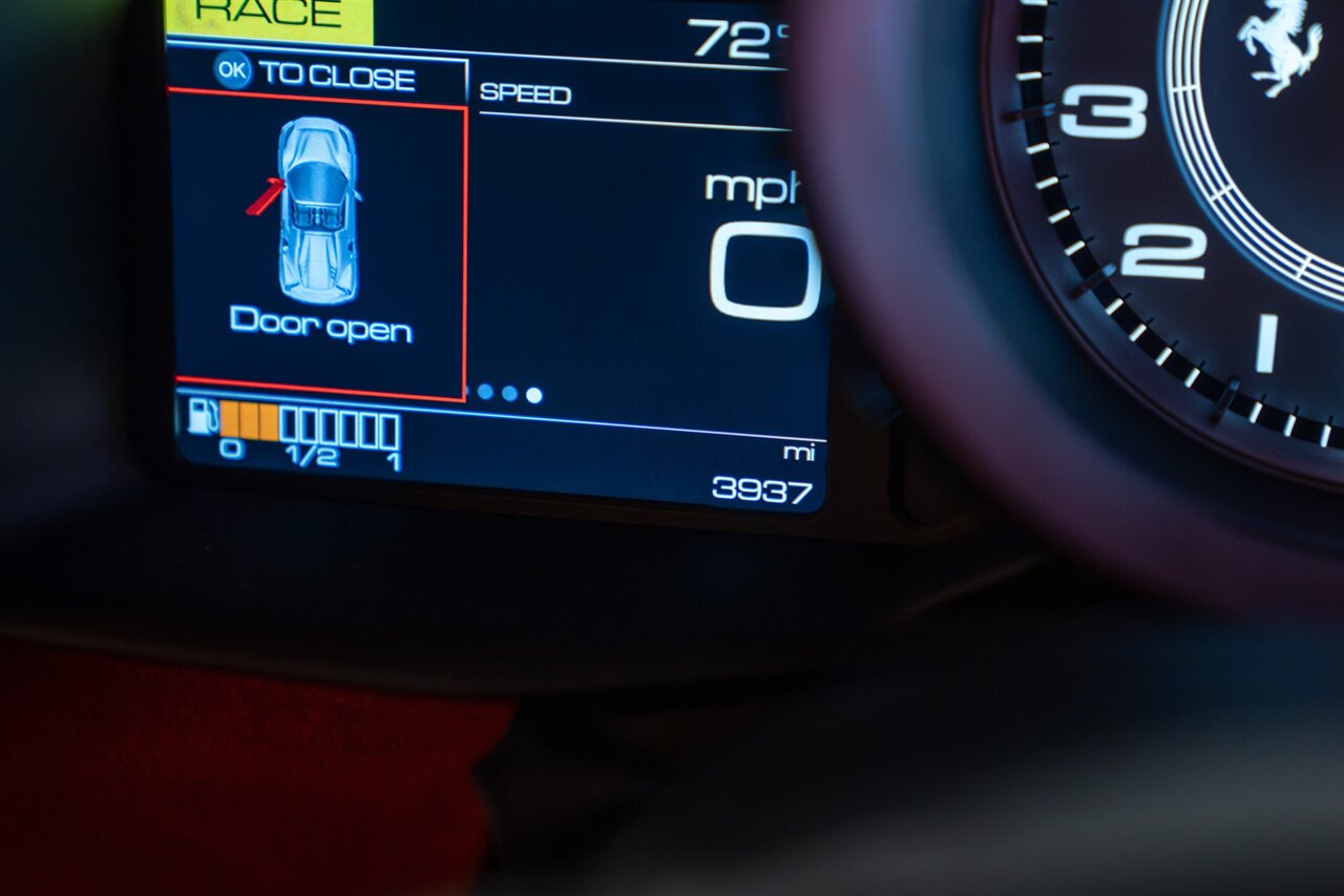 2020 Ferrari 488 Pista Spider   - Photo 52 - Beverly Hills, CA 90212