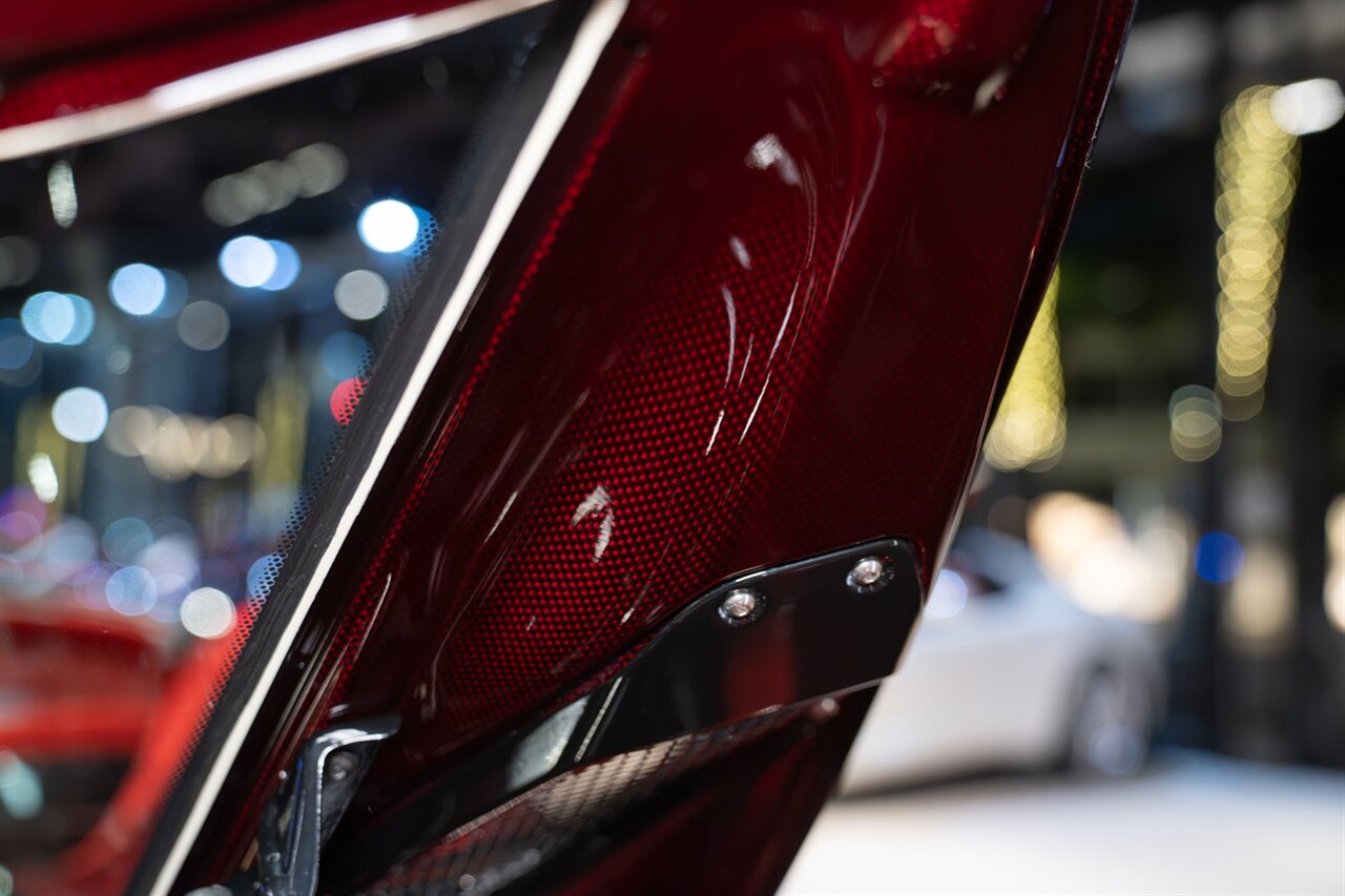 2020 Ferrari 488 Pista Spider   - Photo 35 - Beverly Hills, CA 90212