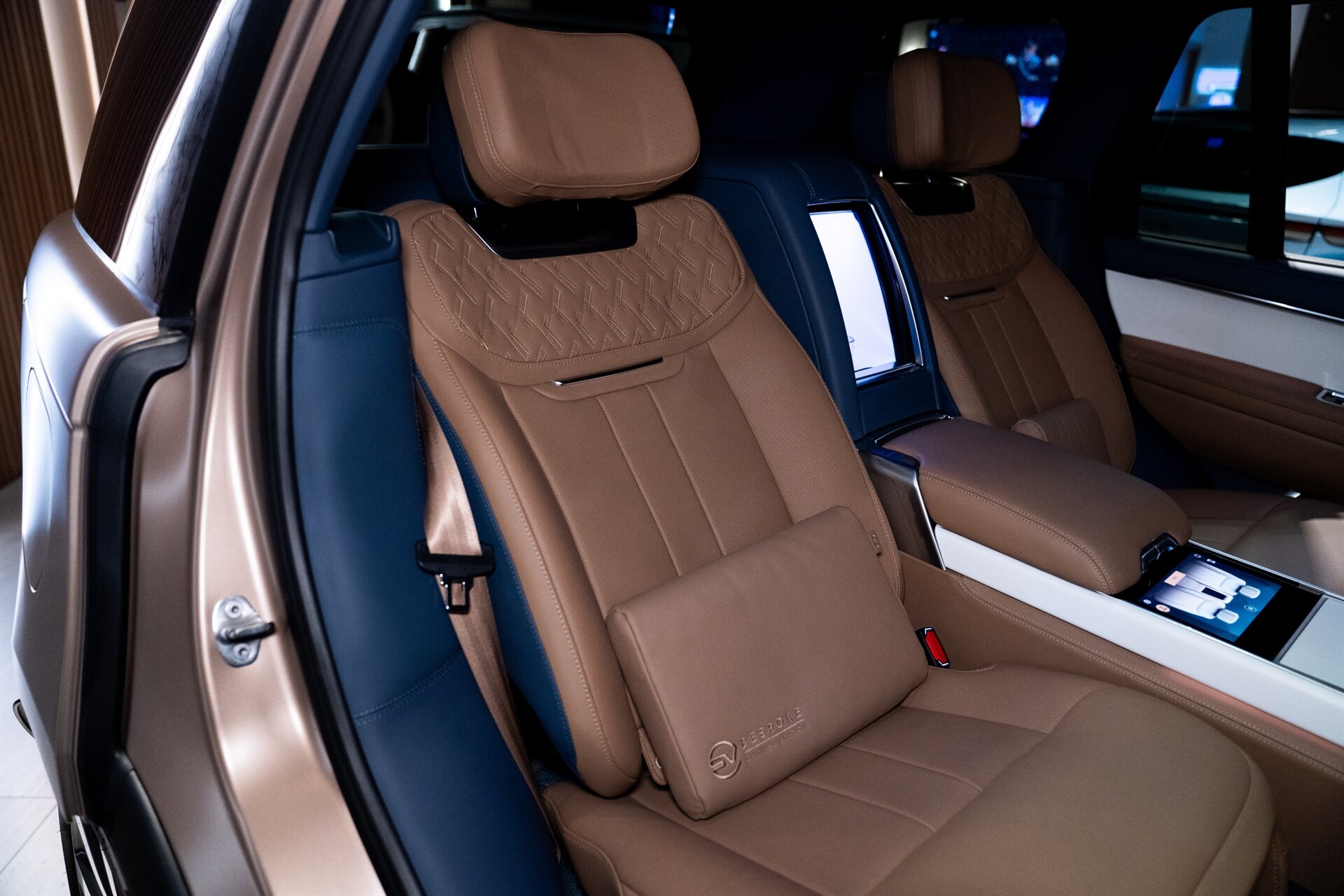 2023 Land Rover Range Rover P530 SV LWB Carmel Edition - Photo 26