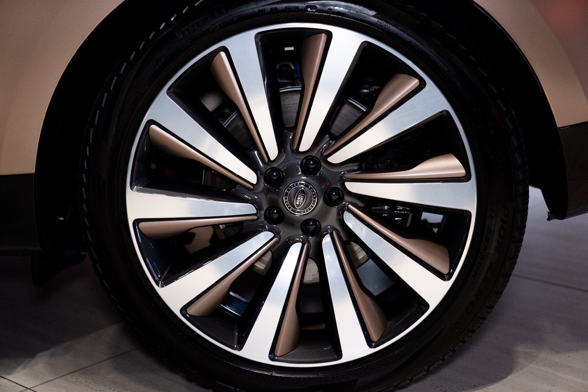 2023 Land Rover Range Rover P530 SV LWB Carmel Edition - Photo 34