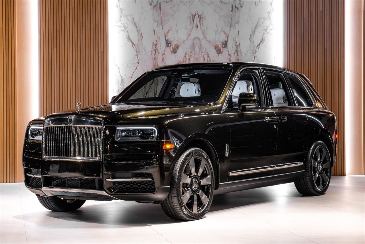 2023 Rolls-Royce Cullinan   - Photo 1 - Beverly Hills, CA 90212