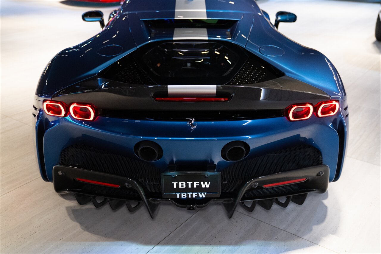 2021 Ferrari SF90 Stradale   - Photo 31 - Beverly Hills, CA 90212