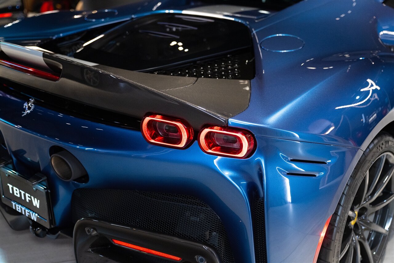 2021 Ferrari SF90 Stradale   - Photo 32 - Beverly Hills, CA 90212