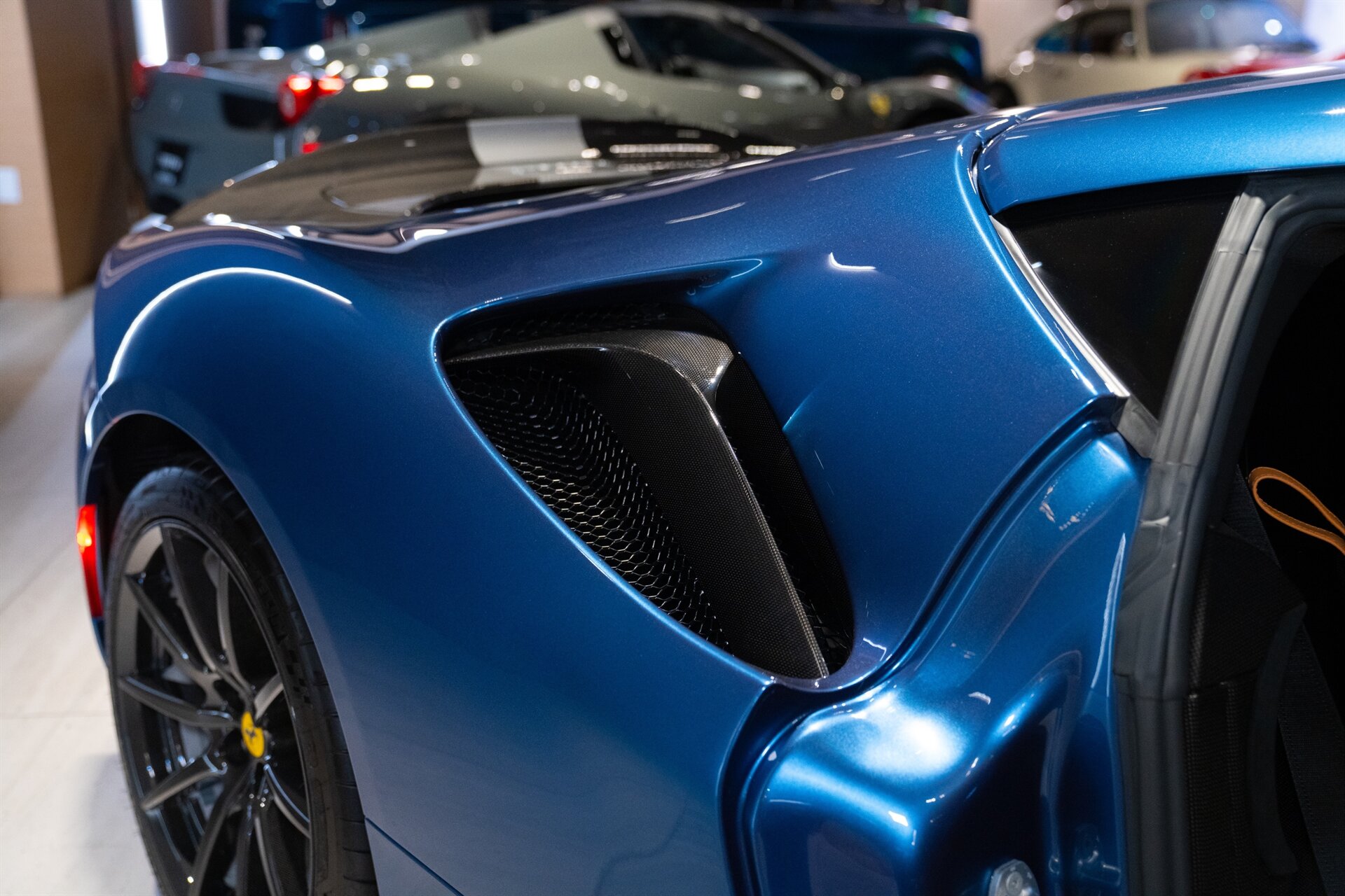 2021 Ferrari SF90 Stradale - Photo 25