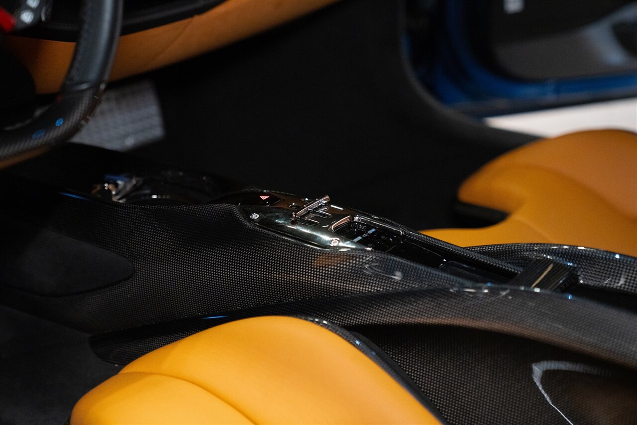 2021 Ferrari SF90 Stradale   - Photo 20 - Beverly Hills, CA 90212
