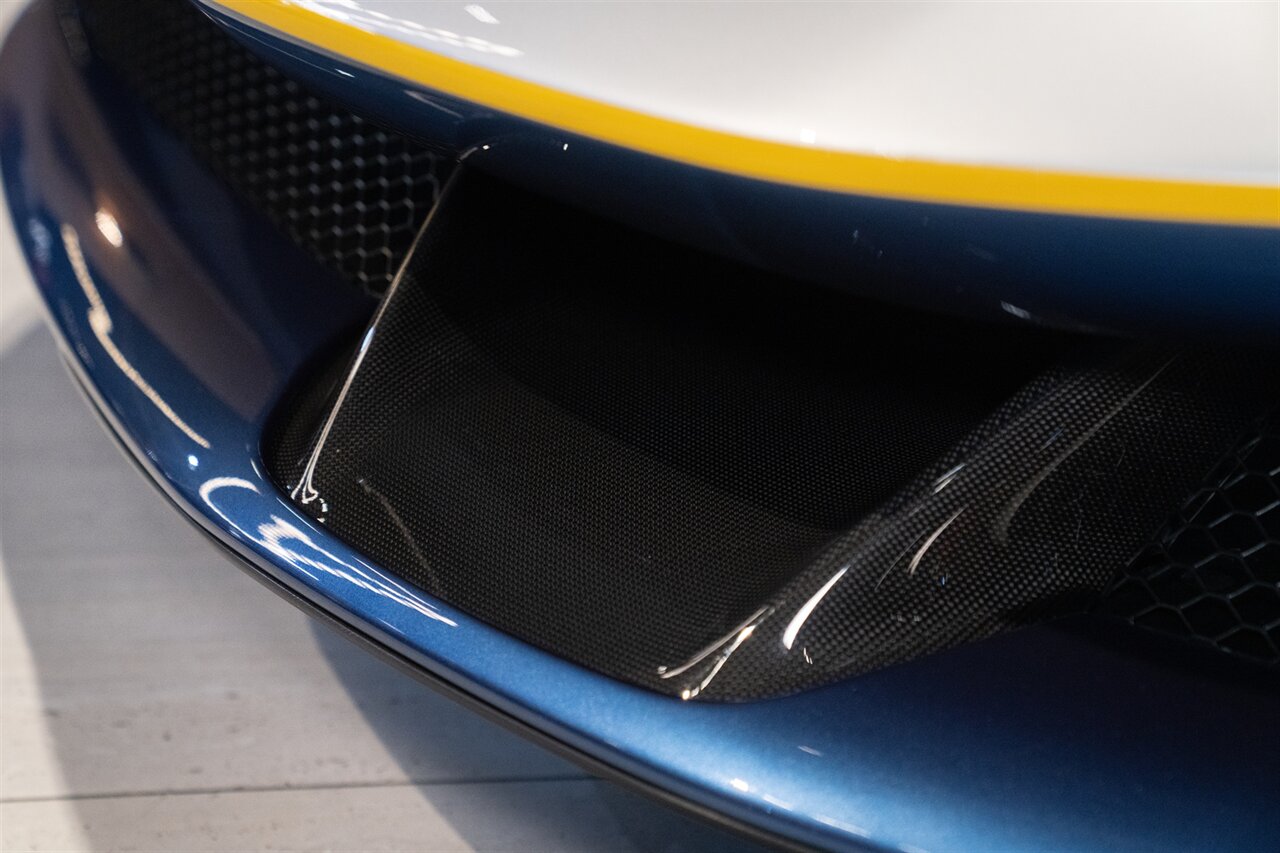 2021 Ferrari SF90 Stradale   - Photo 11 - Beverly Hills, CA 90212
