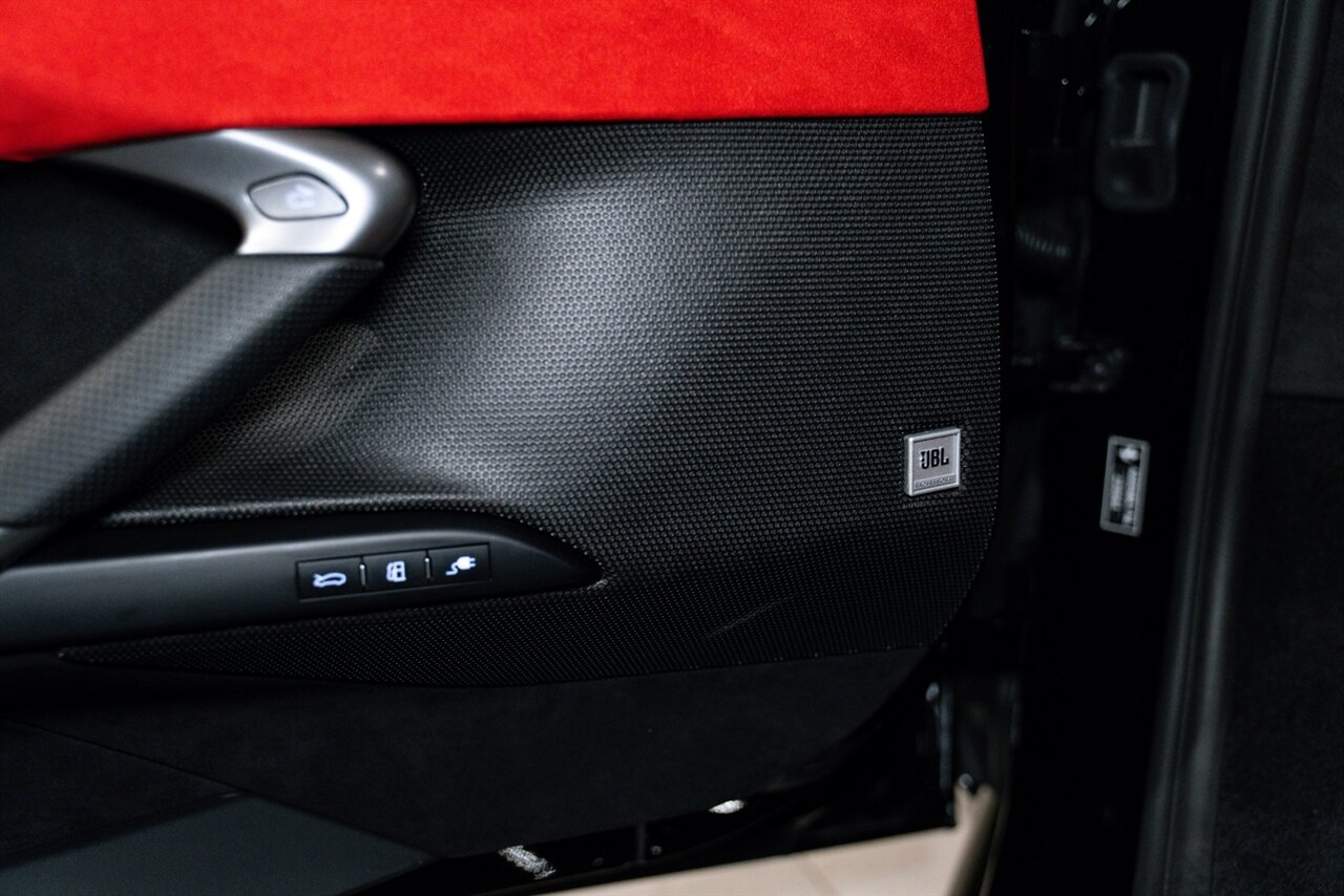 2024 Ferrari 296 GTB - Photo 13 - Beverly Hills, CA 90212