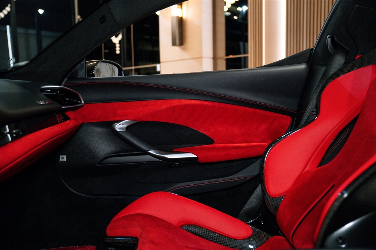 2024 Ferrari 296 GTB - Photo 17 - Beverly Hills, CA 90212