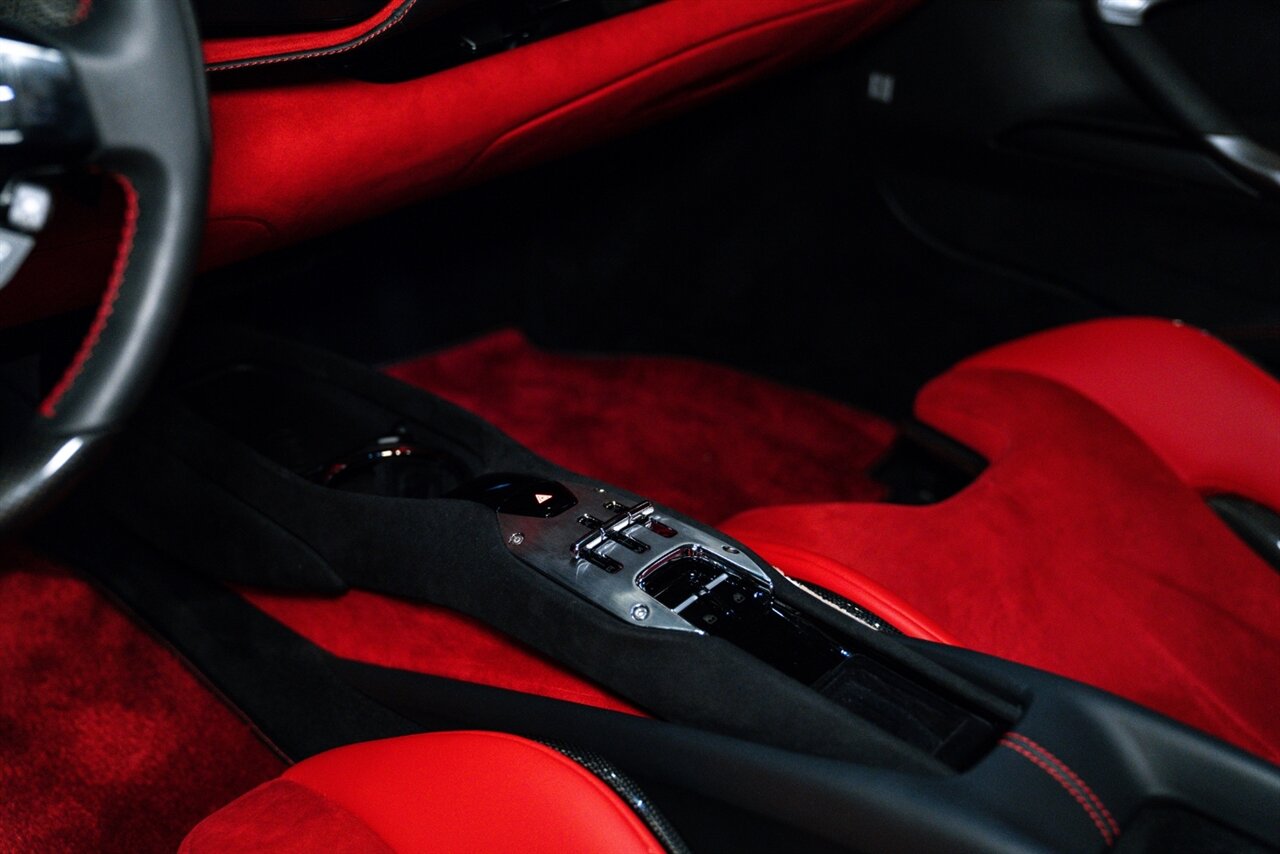 2024 Ferrari 296 GTB - Photo 16 - Beverly Hills, CA 90212