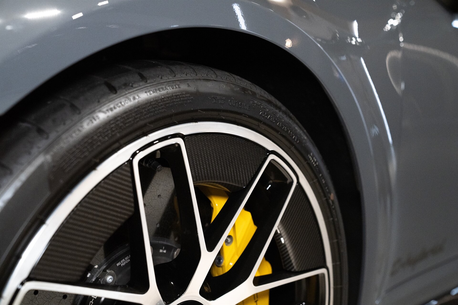 2026 Porsche 911 Turbo S - Photo 12
