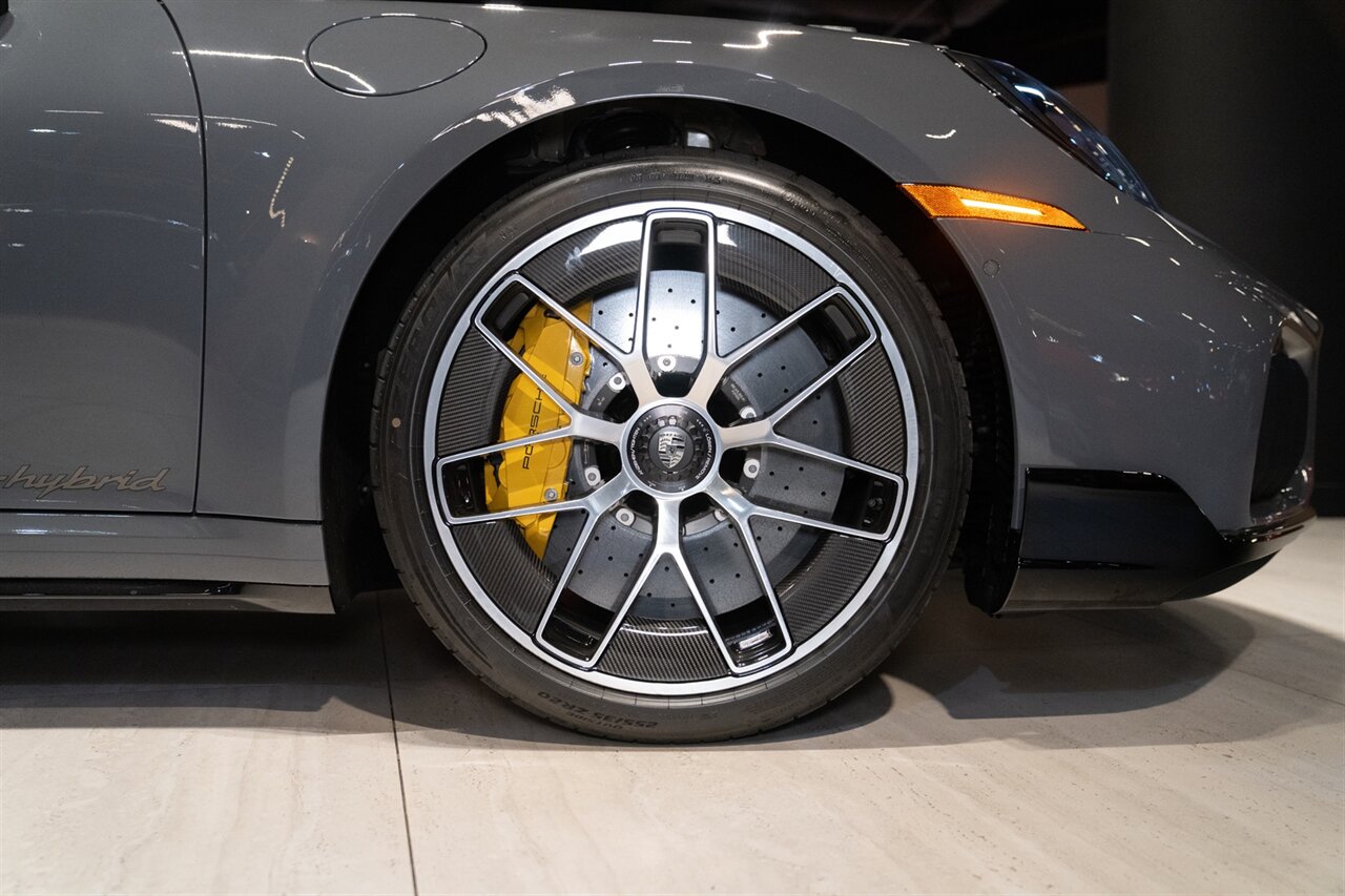 2026 Porsche 911 Turbo S   - Photo 32 - Beverly Hills, CA 90212