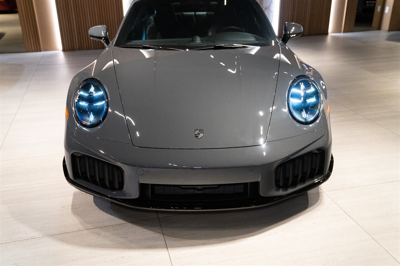 2026 Porsche 911 Turbo S   - Photo 5 - Beverly Hills, CA 90212
