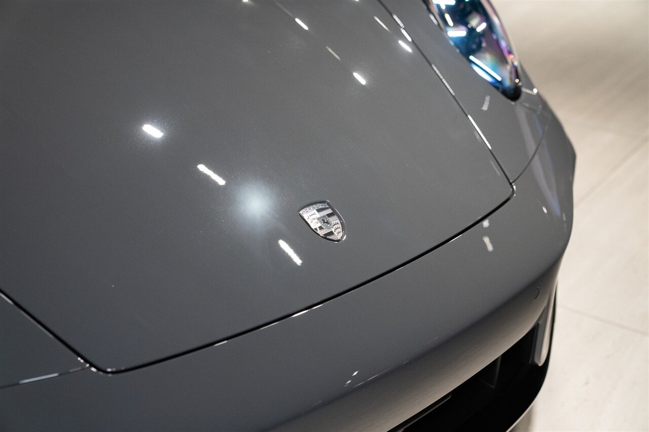 2026 Porsche 911 Turbo S   - Photo 8 - Beverly Hills, CA 90212