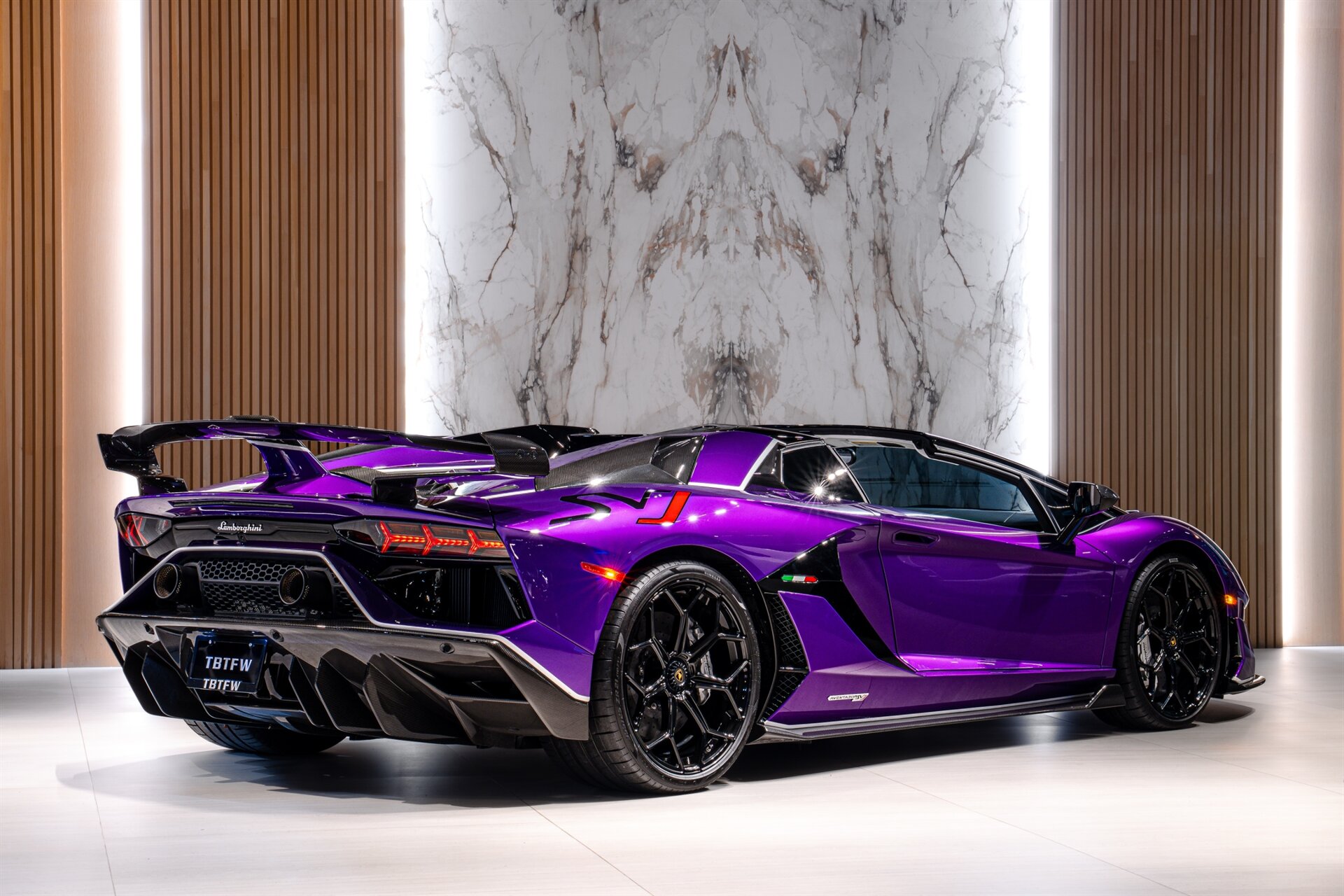 2020 Lamborghini Aventador LP 770-4 SVJ Roadster - Photo 5