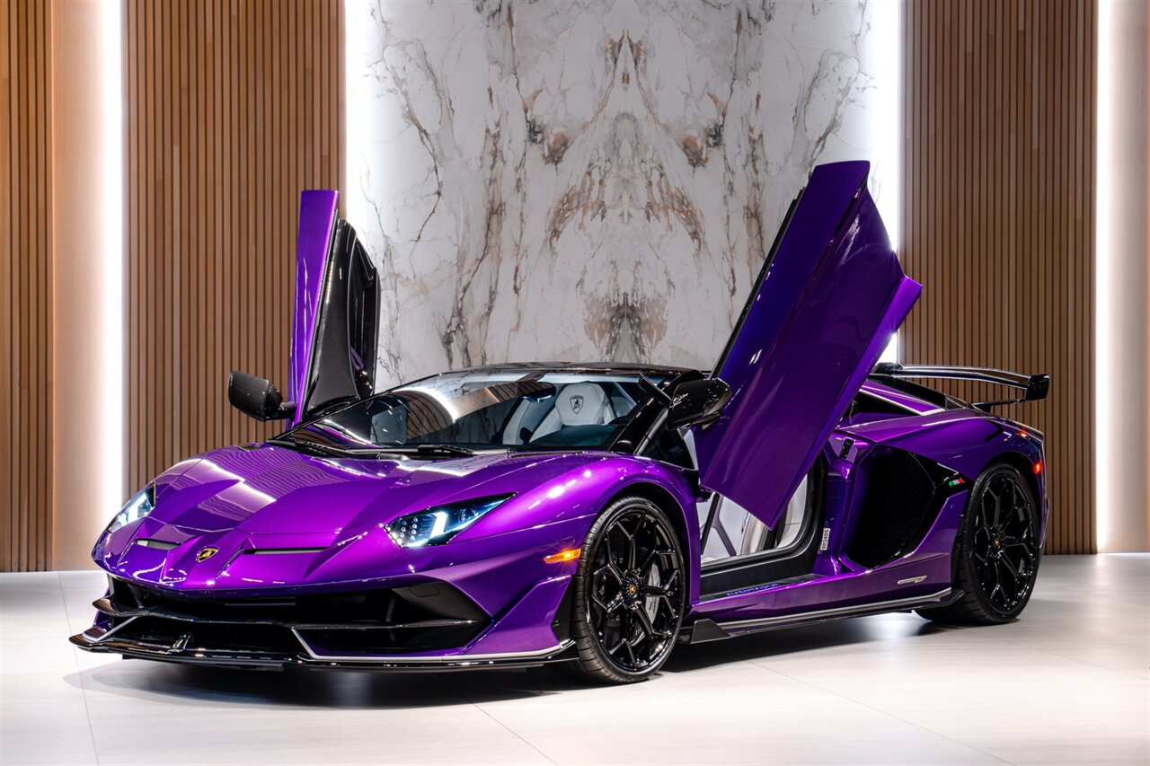 2020 Lamborghini Aventador LP 770-4 SVJ Roadster - Photo 2 - Beverly Hills, CA 90212