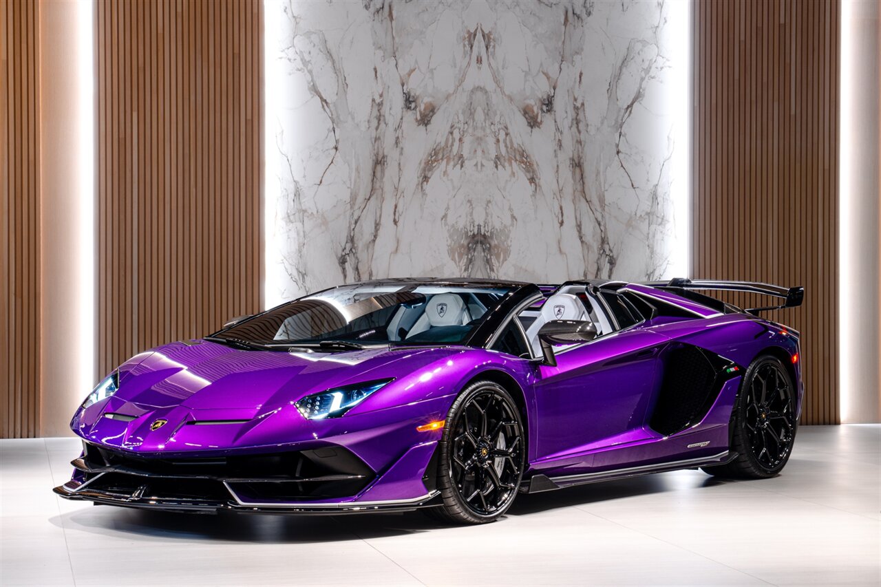 2020 Lamborghini Aventador LP 770-4 SVJ Roadster   - Photo 1 - Beverly Hills, CA 90212