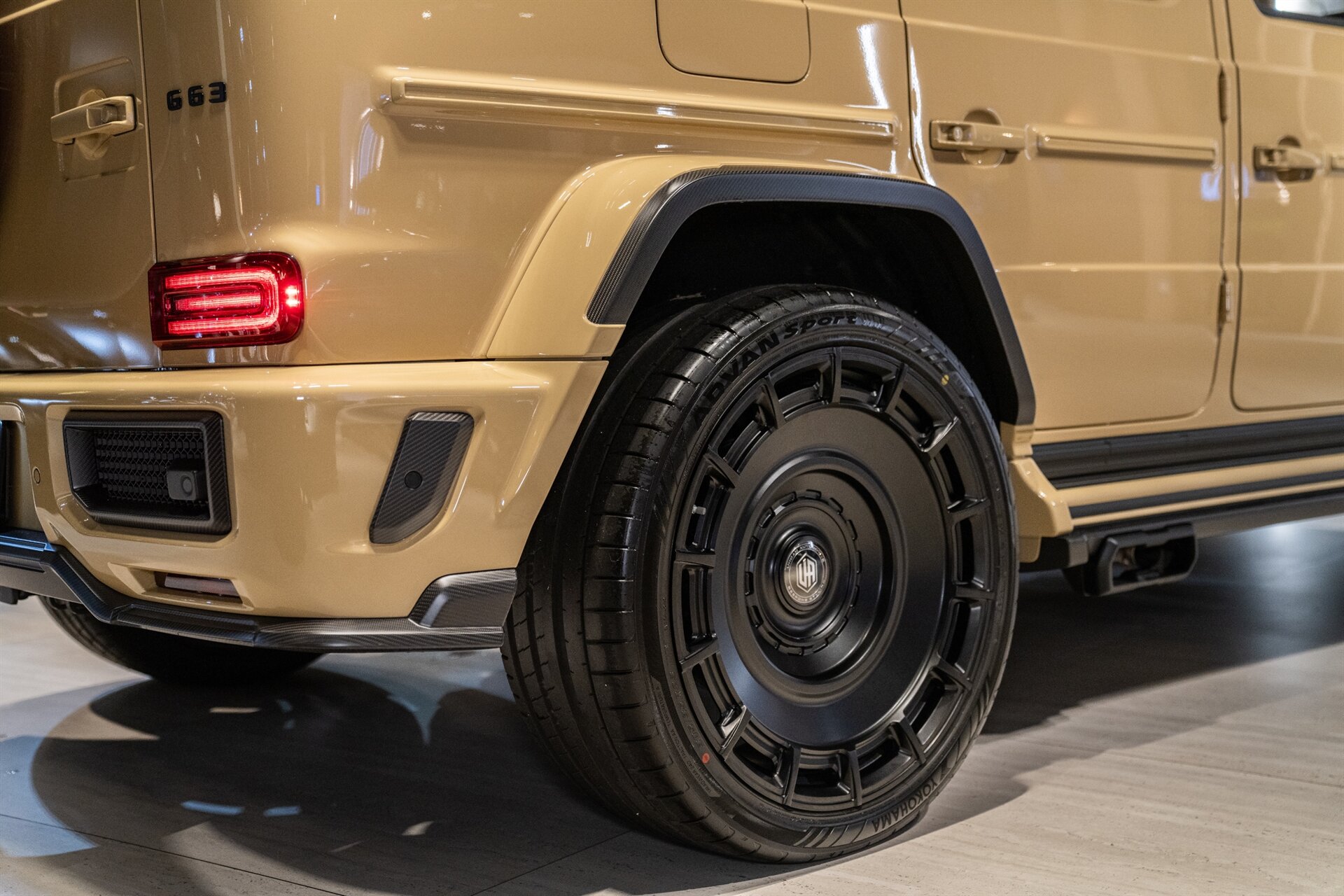 2026 Mercedes-Benz G-Class AMG G 63 Ubran Widetrack - Photo 17