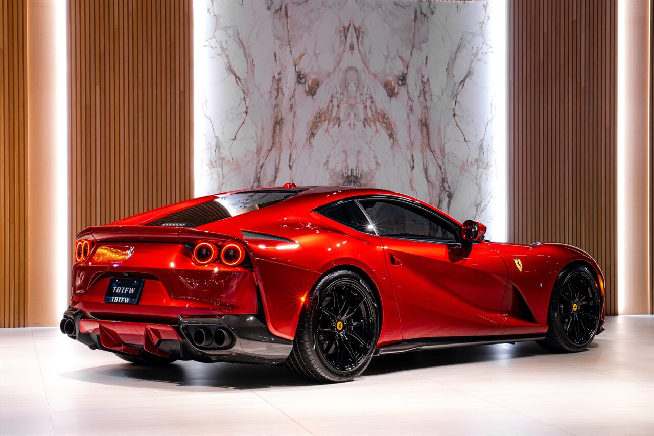 2020 Ferrari 812 Superfast - Photo 2 - Beverly Hills, CA 90212