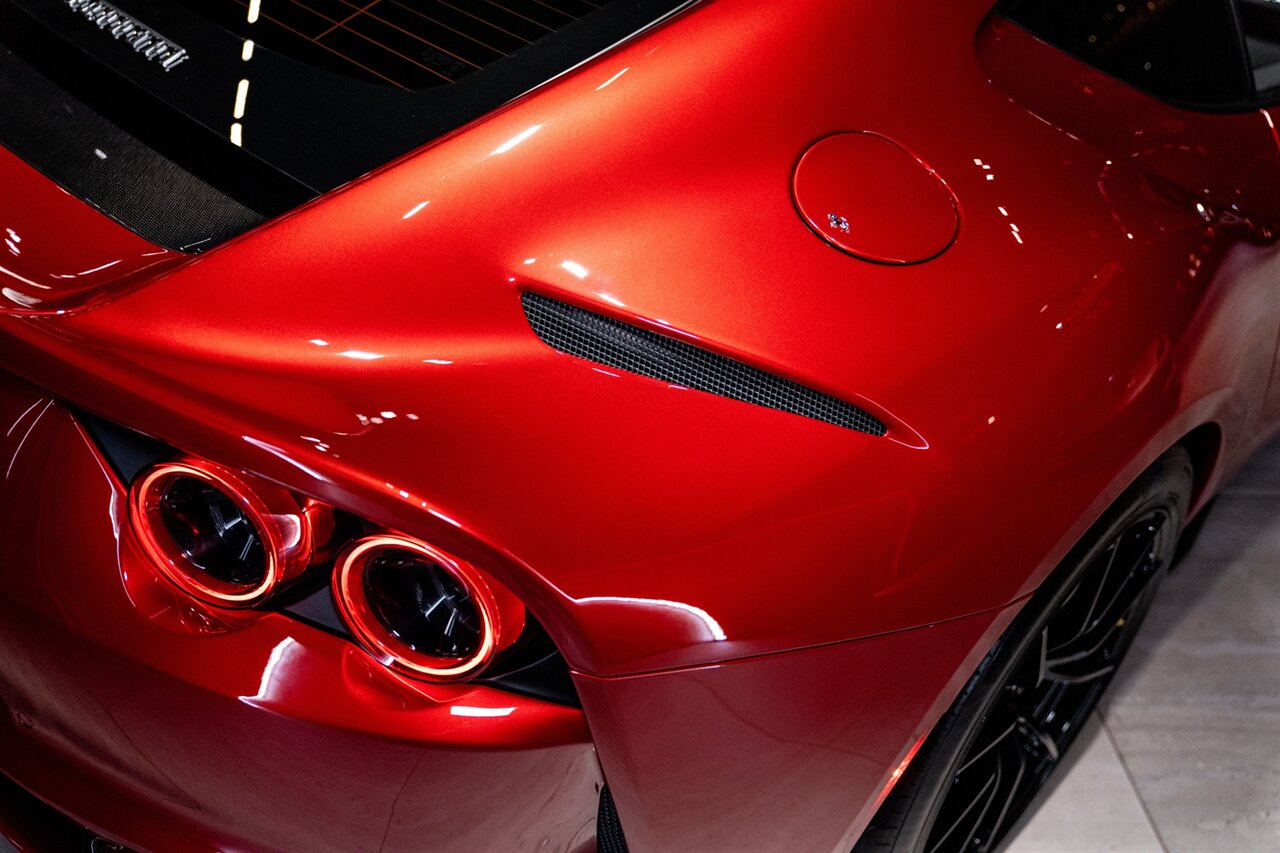 2020 Ferrari 812 Superfast - Photo 13 - Beverly Hills, CA 90212