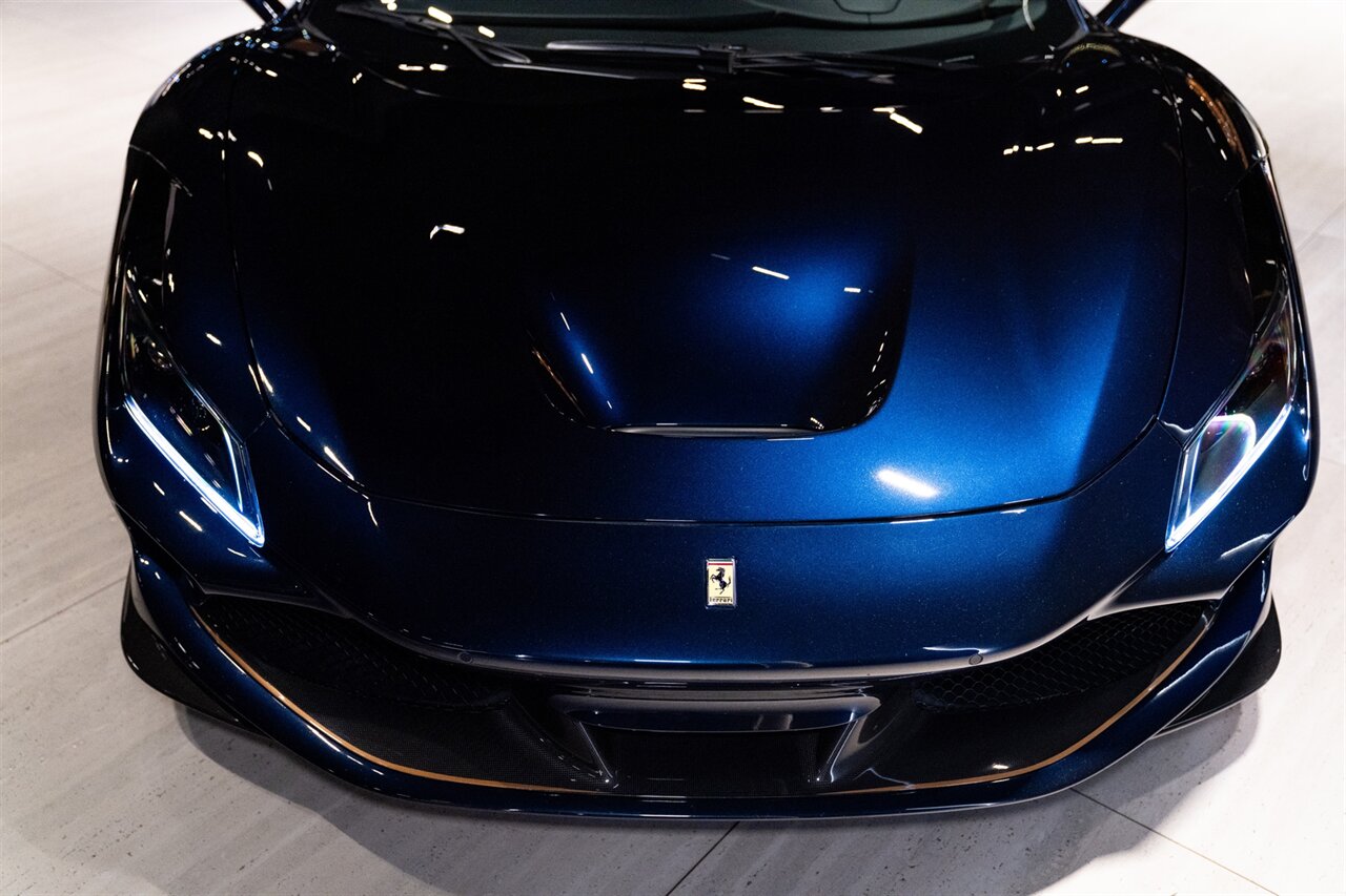 2022 Ferrari F8 Spider Tailor Made   - Photo 14 - Beverly Hills, CA 90212