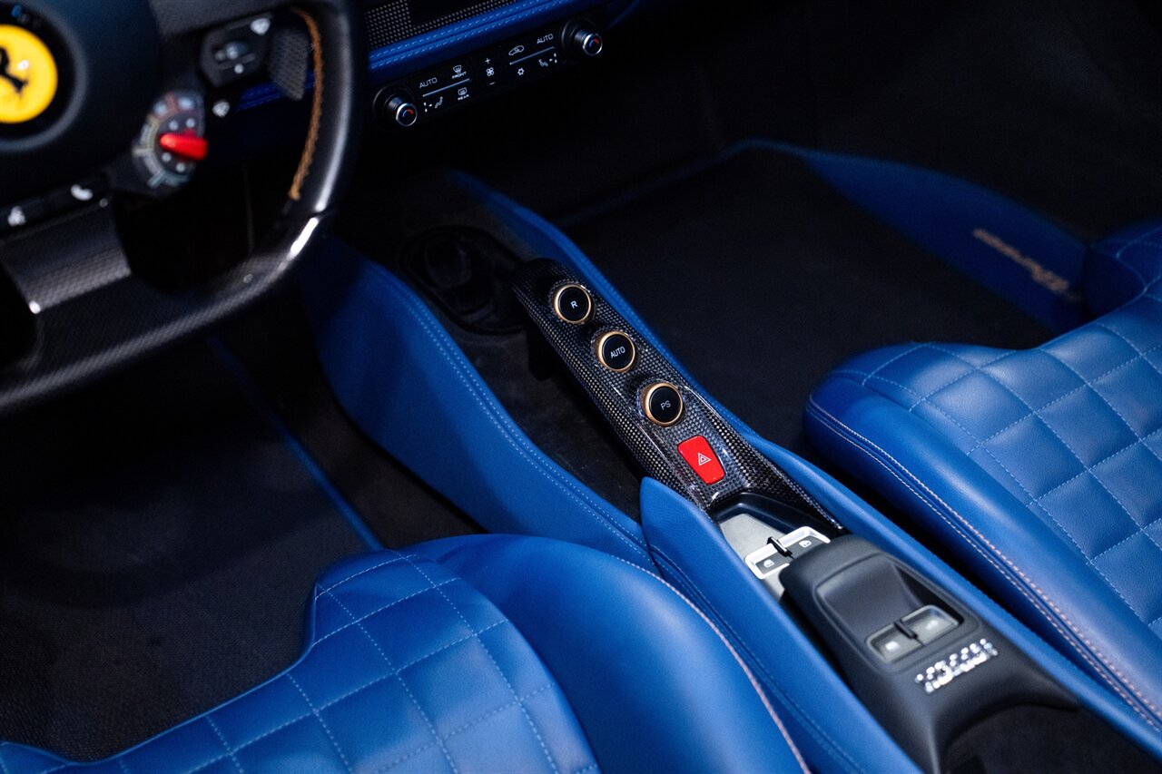 2022 Ferrari F8 Spider Tailor Made   - Photo 25 - Beverly Hills, CA 90212